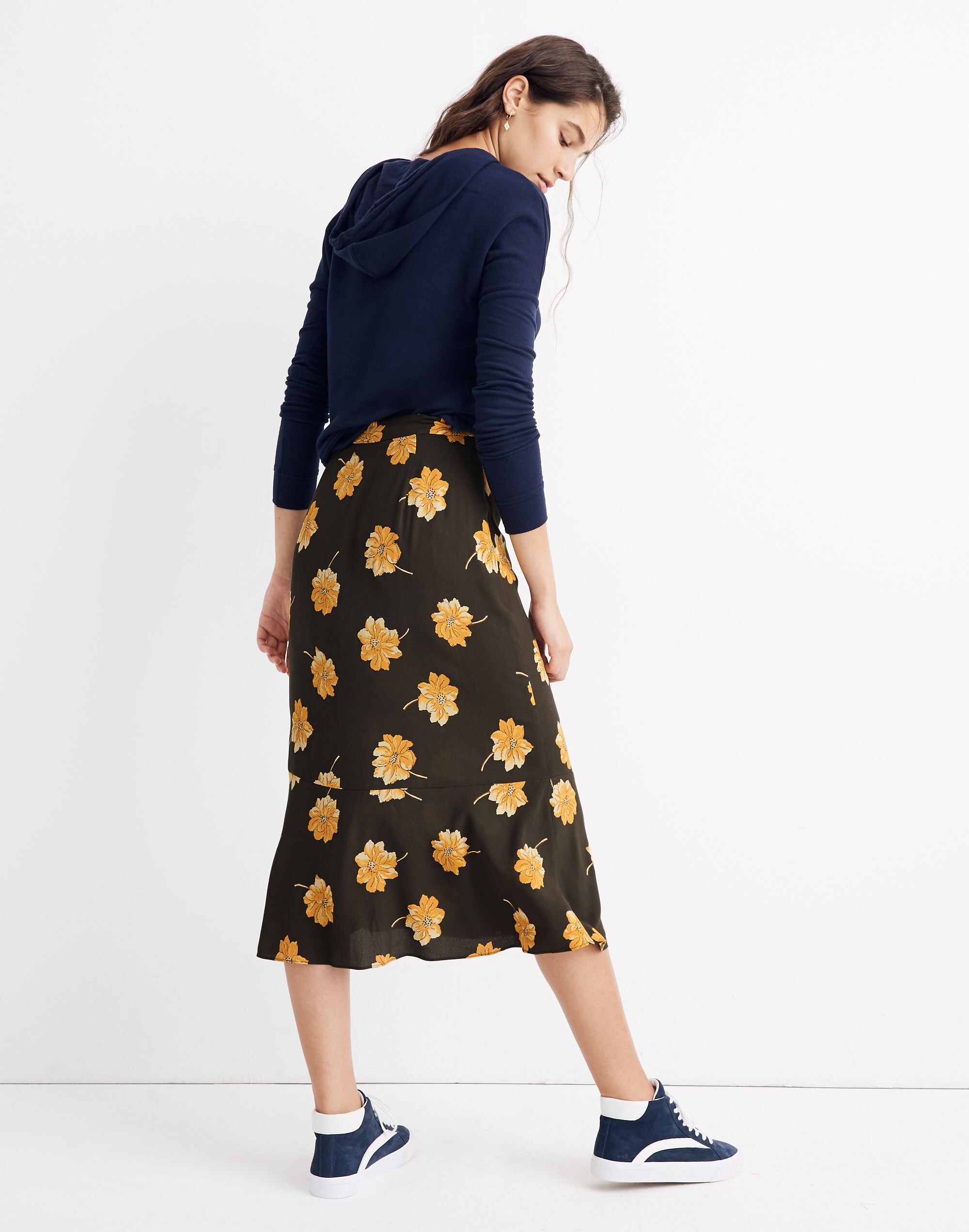 Side-Button Ruffle-Hem Midi Skirt in Fall Flowers | Madewell