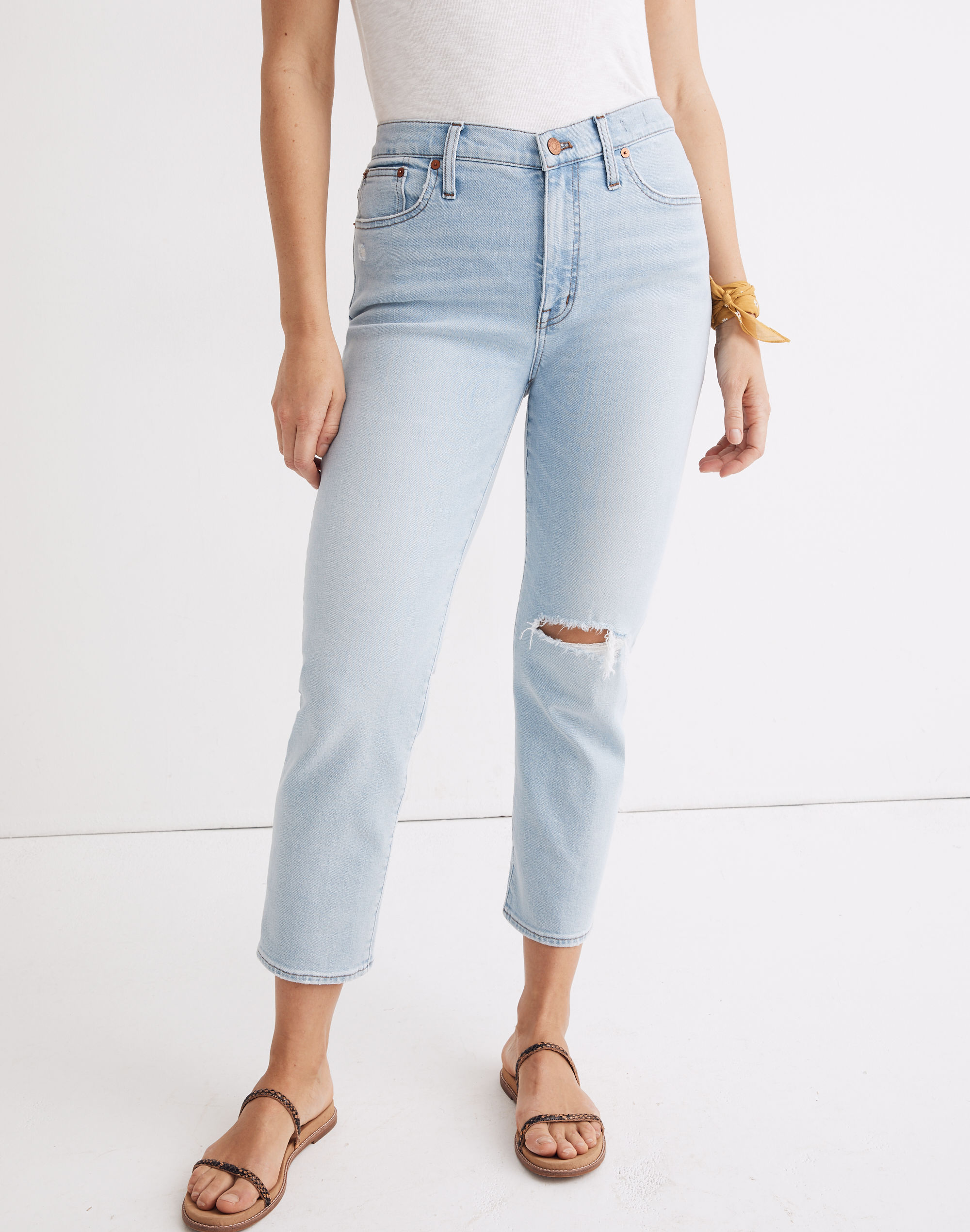 Mid-Rise Classic Straight Jeans Wellingford Wash: Knee-Rip Edition | Madewell