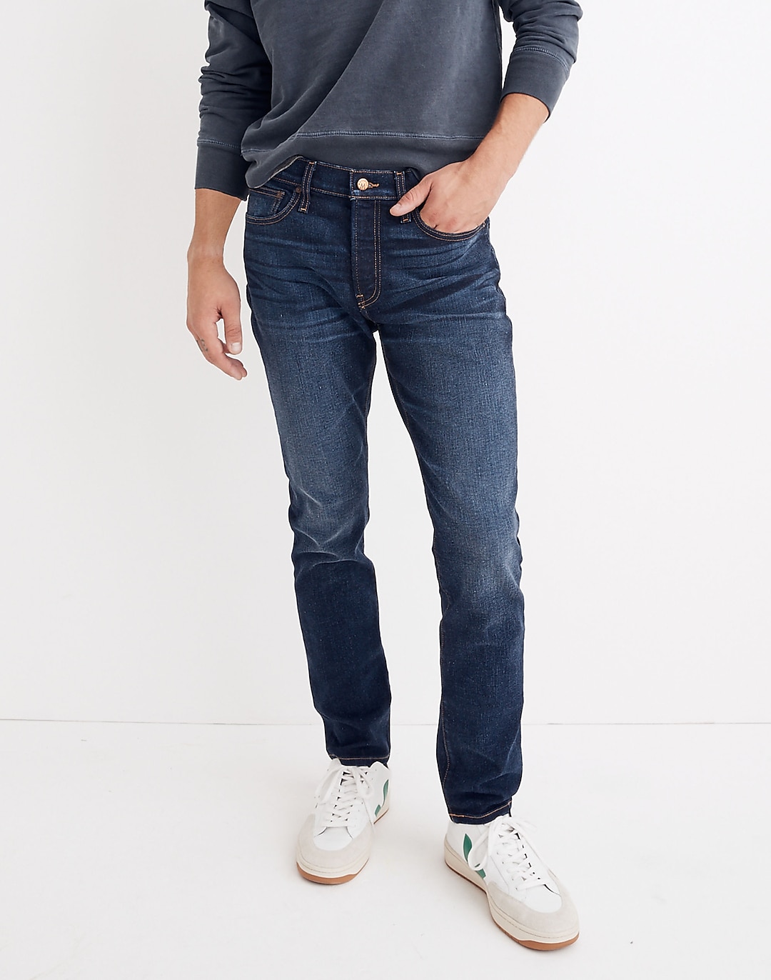 Men's Slim Authentic Flex Jeans in Baxley Wash