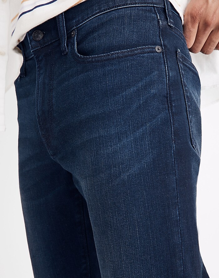 Athletic Slim Jeans in Freemont Wash