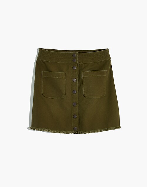 Raw-Cut Hem Flare Mini Skirt in Green