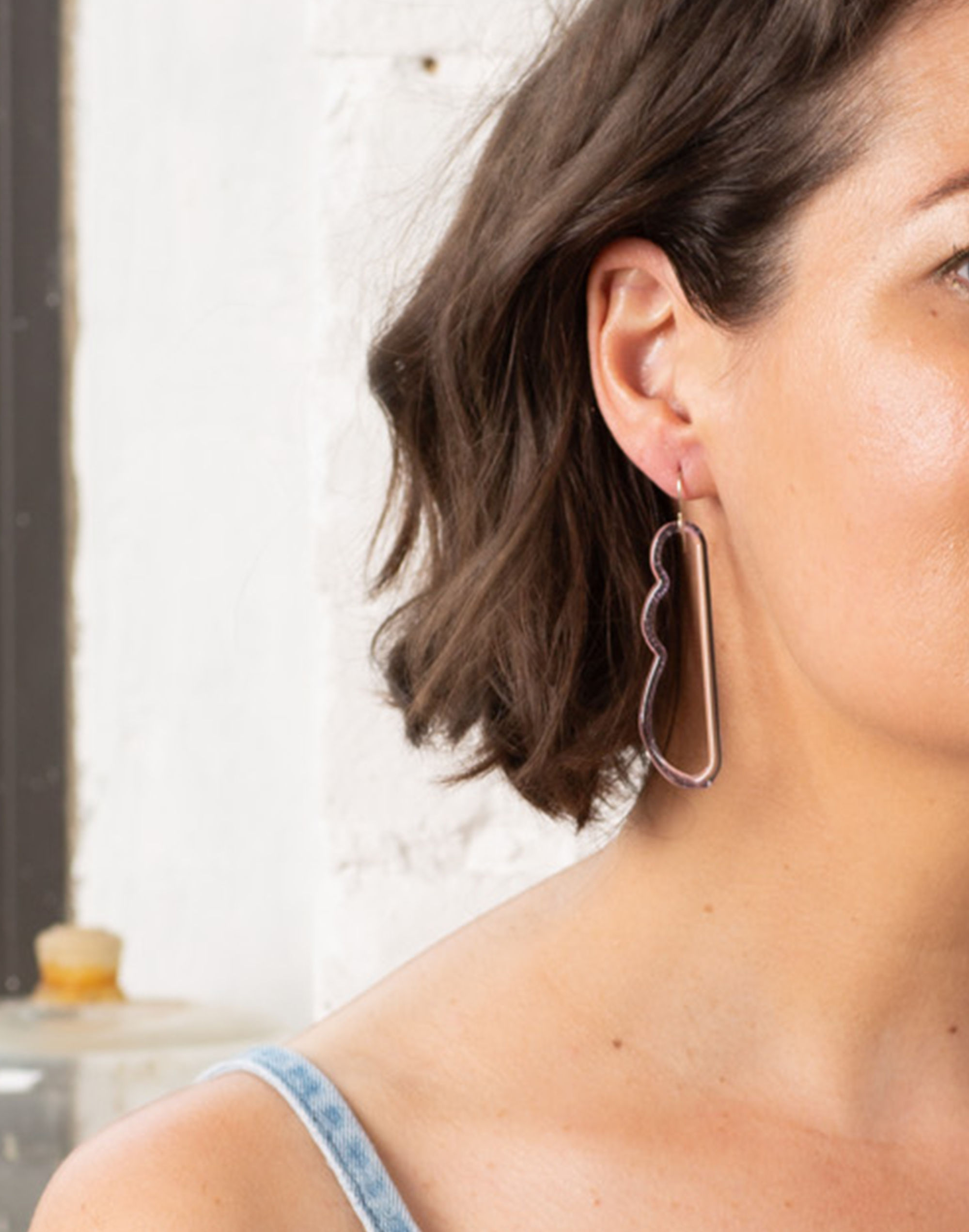 Jane D'Arensbourg Wave Lilac and Clear Glass Earrings | Madewell