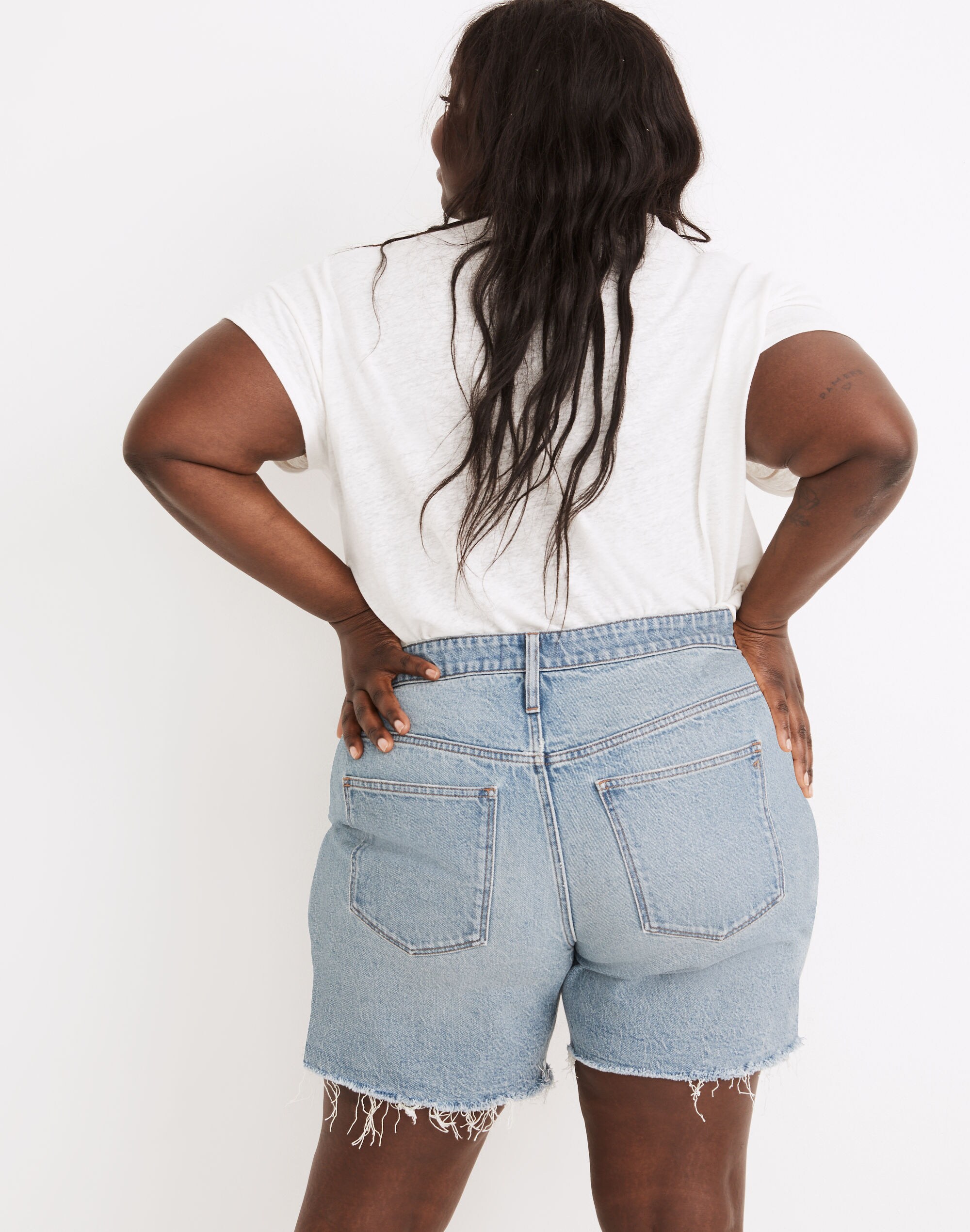 Plus High-Rise Mid-Length Denim Shorts in Bonet Wash: TENCEL™ Lyocell  Edition