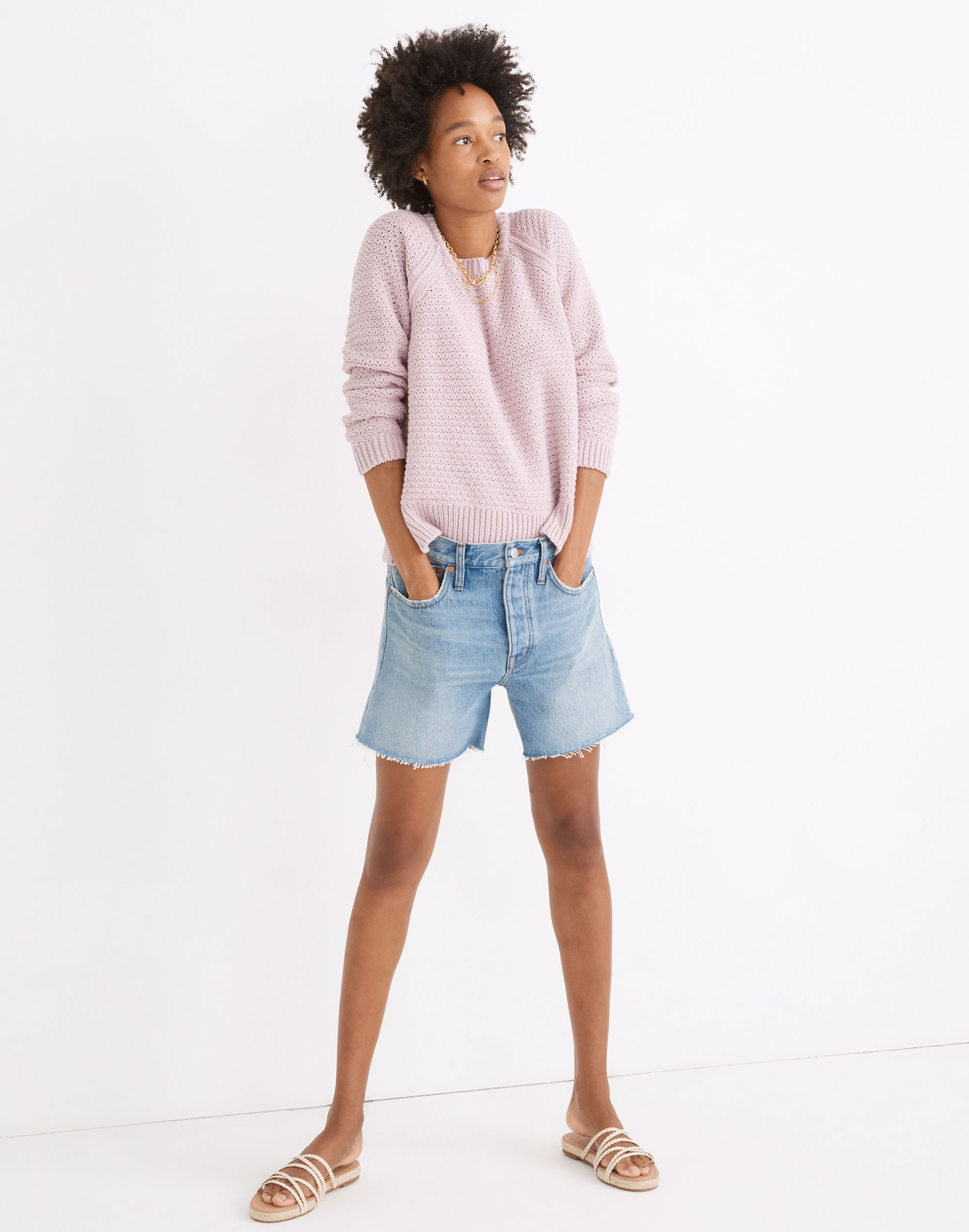 Relaxed Mid-Length Denim Shorts in Scottsburg Wash