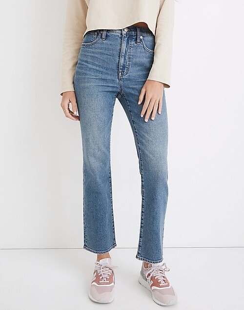 Petite Cali Demi-Boot Jeans in Bodney Wash
