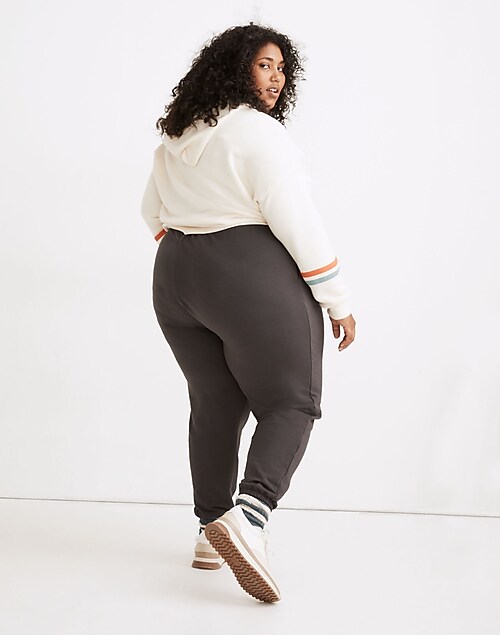 ULTIMATE GUIDE TO STYLING SWEATPANTS *PLUS SIZE EDITION* 