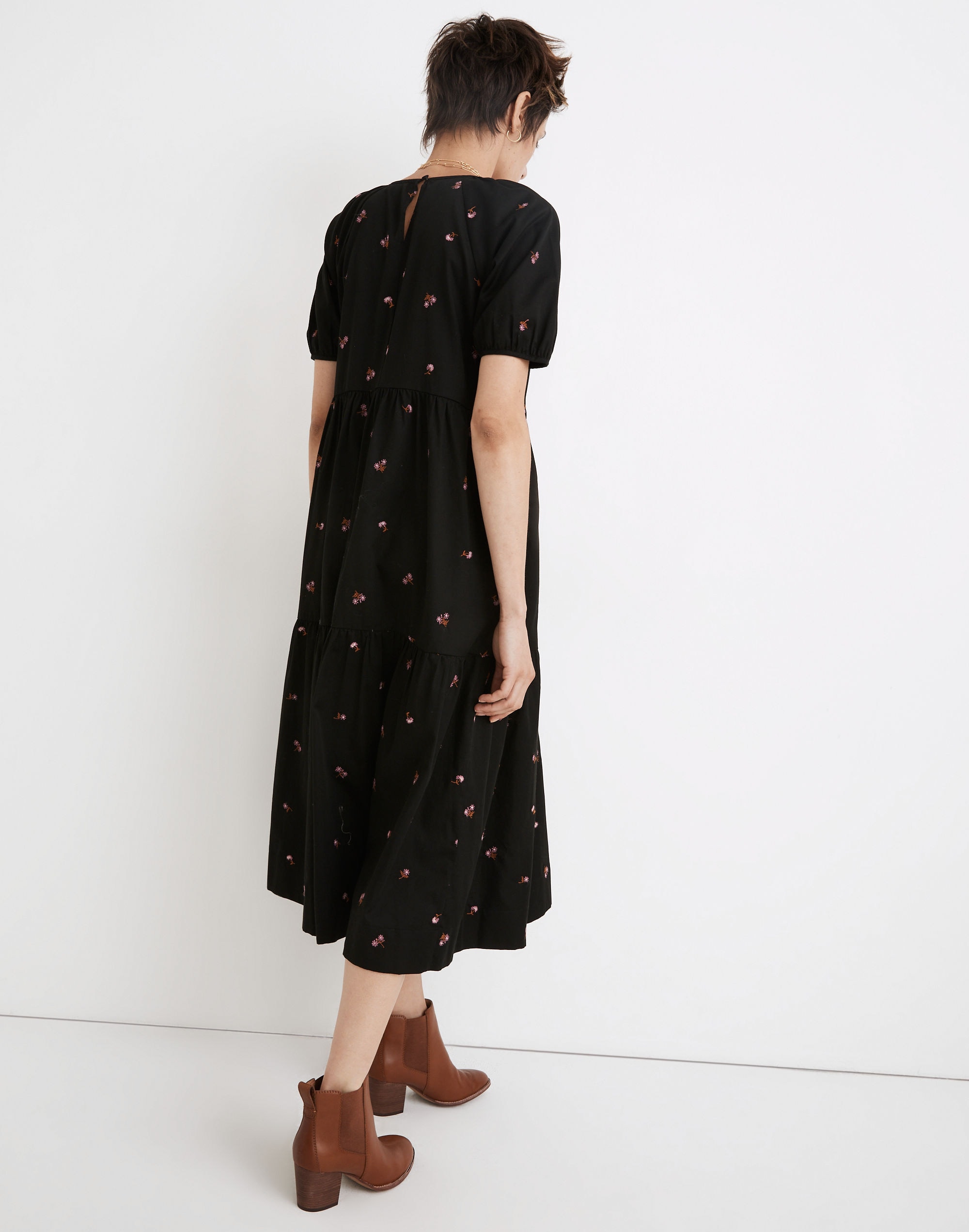 Short-Sleeve Cattail Tiered Dress in Amie Floral | Madewell