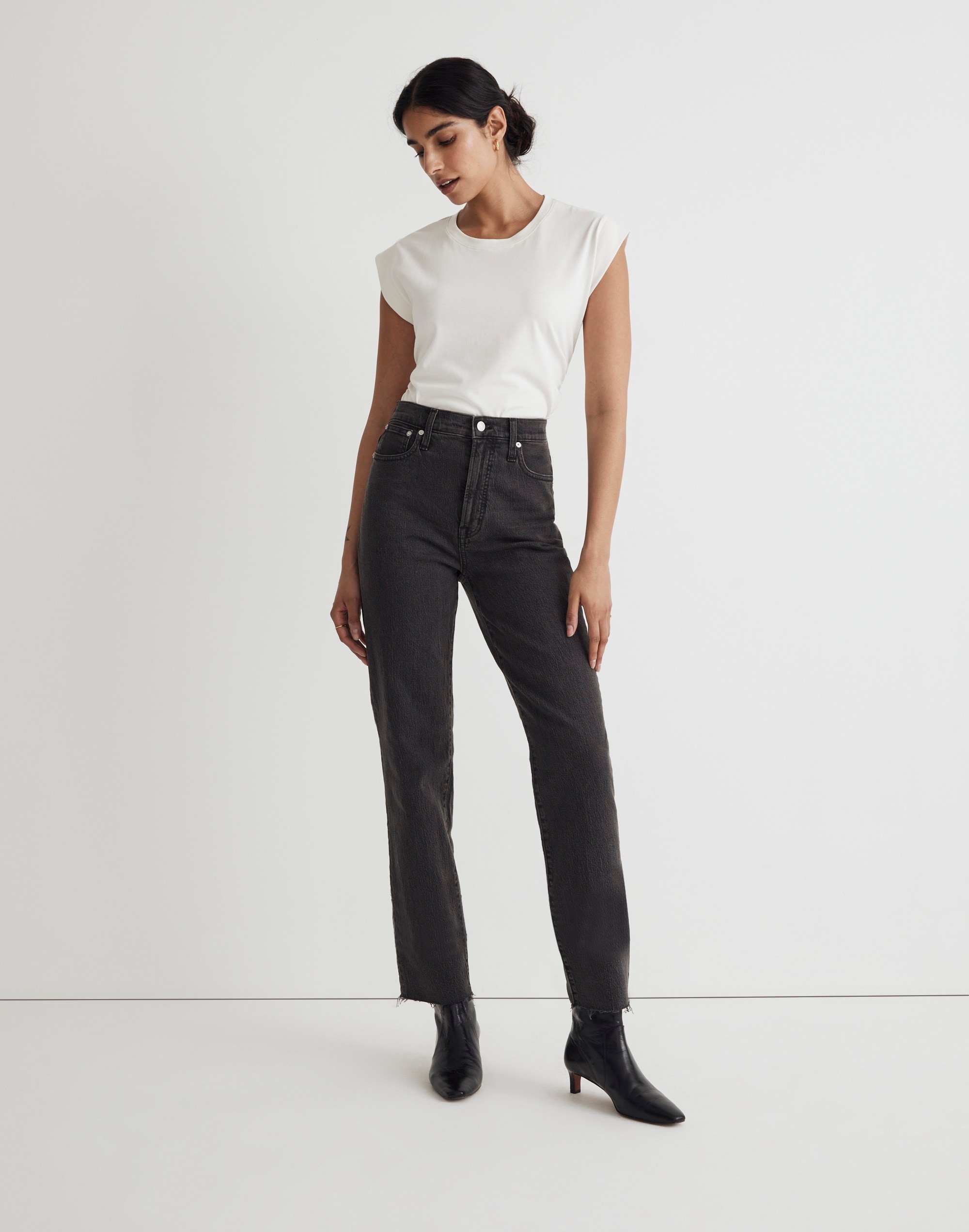 The Perfect Vintage Straight Jean in Lunar Wash