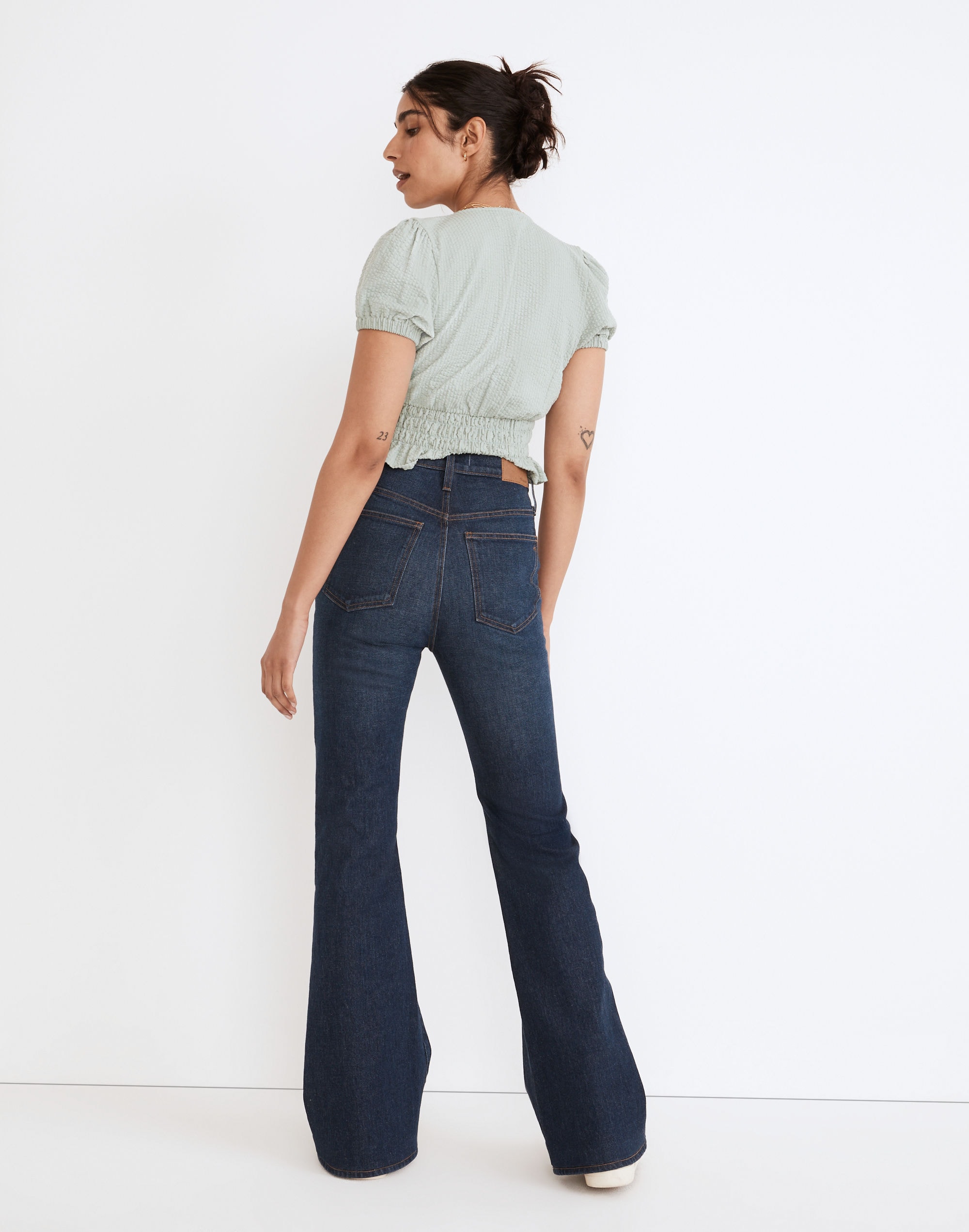 The Perfect Vintage Flare Jean in Sherborn Wash