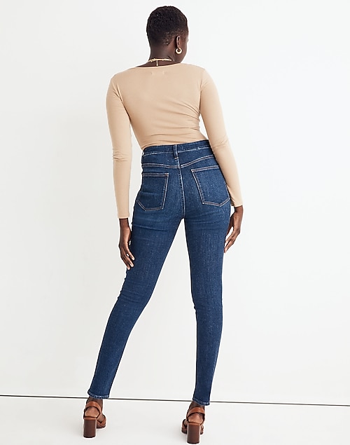 Curvy High-Rise Skinny Jeans in Seville Wash