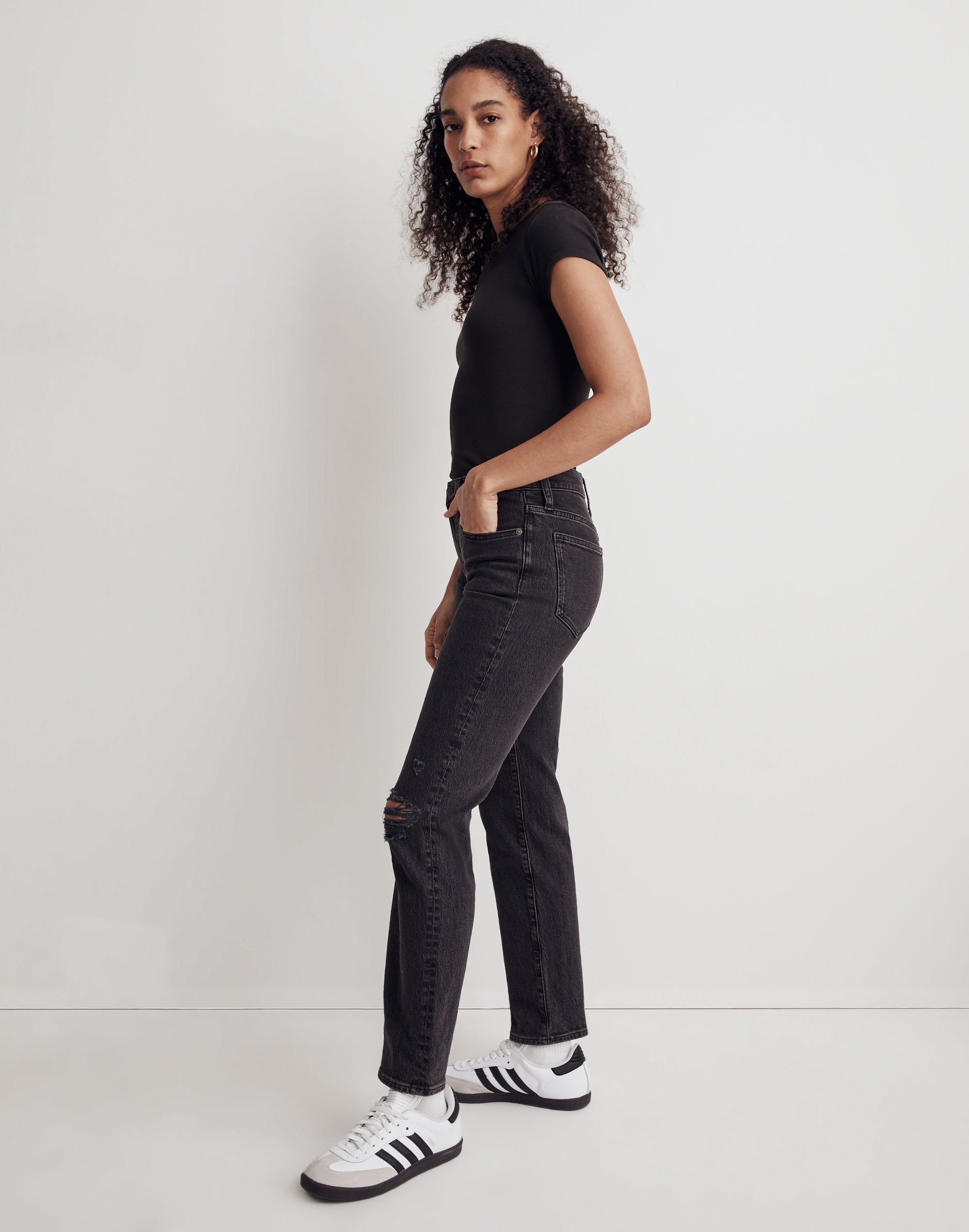 The Mid-Rise Perfect Vintage Straight Jean in Rosella Wash: Ripped Edition