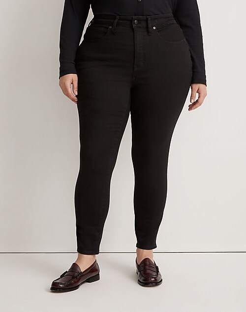 Plus Curvy Skinny Flare Jeans in Black Frost Wash