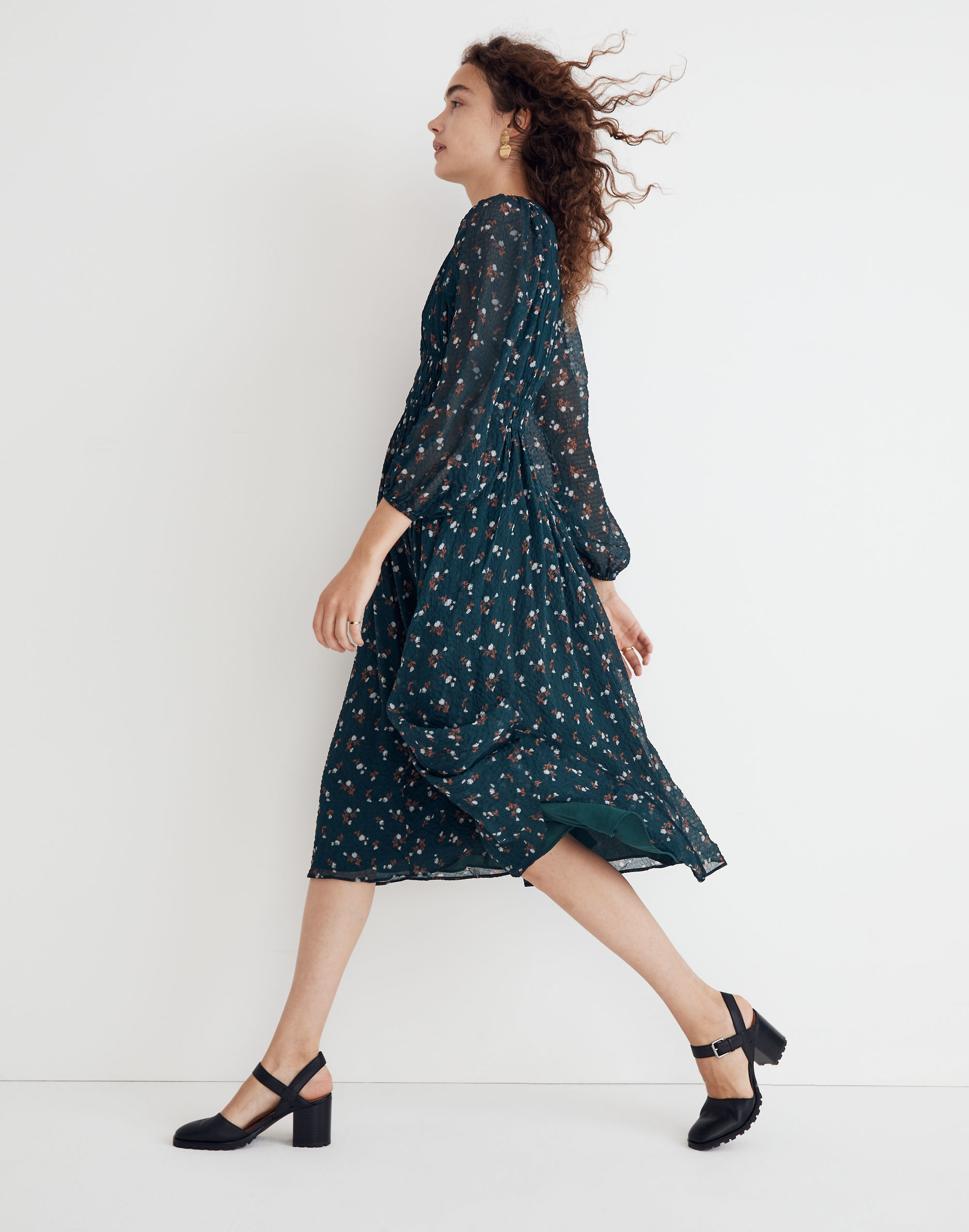 Seersucker Sophia Midi Dress in Woodland Floral | Madewell