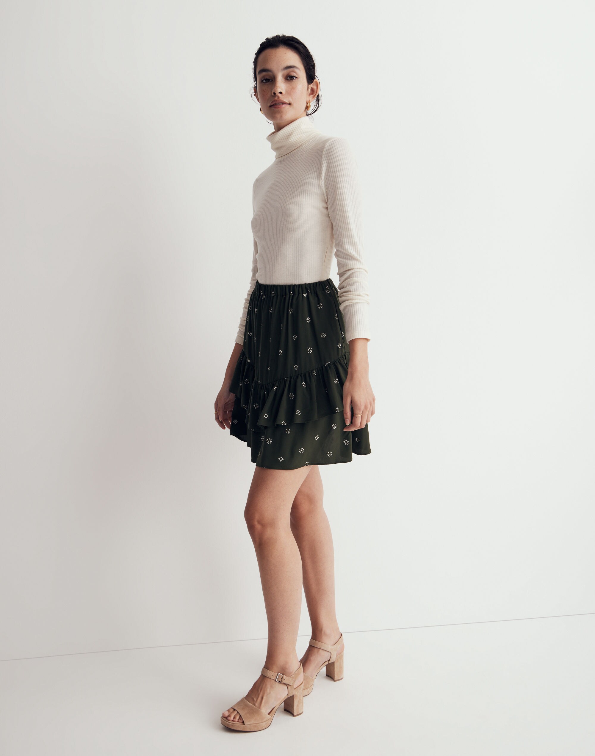 Pull-On Ruffle Tiered Mini Skirt in Dot Daisies | Madewell