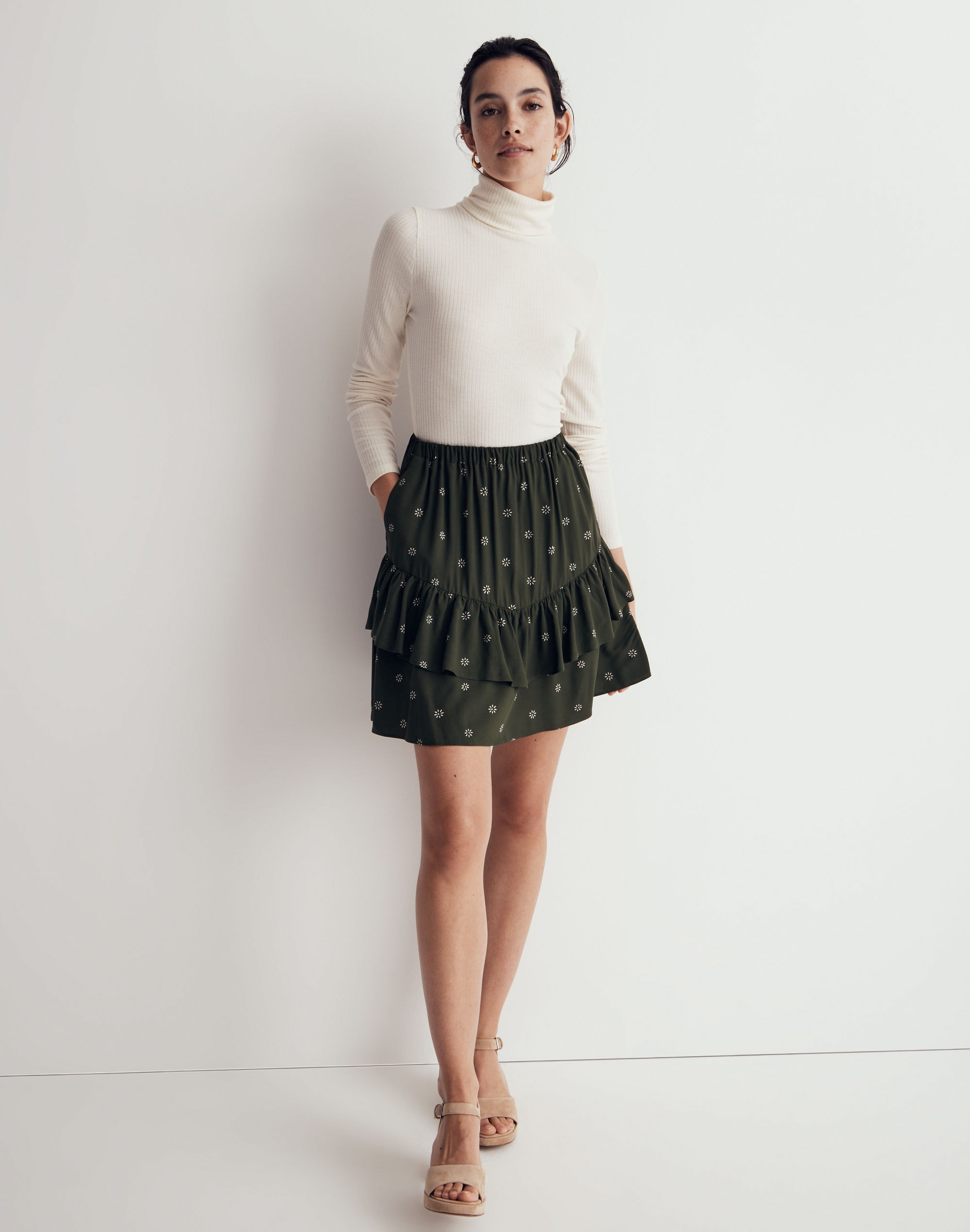 Pull-On Ruffle Tiered Mini Skirt in Dot Daisies | Madewell