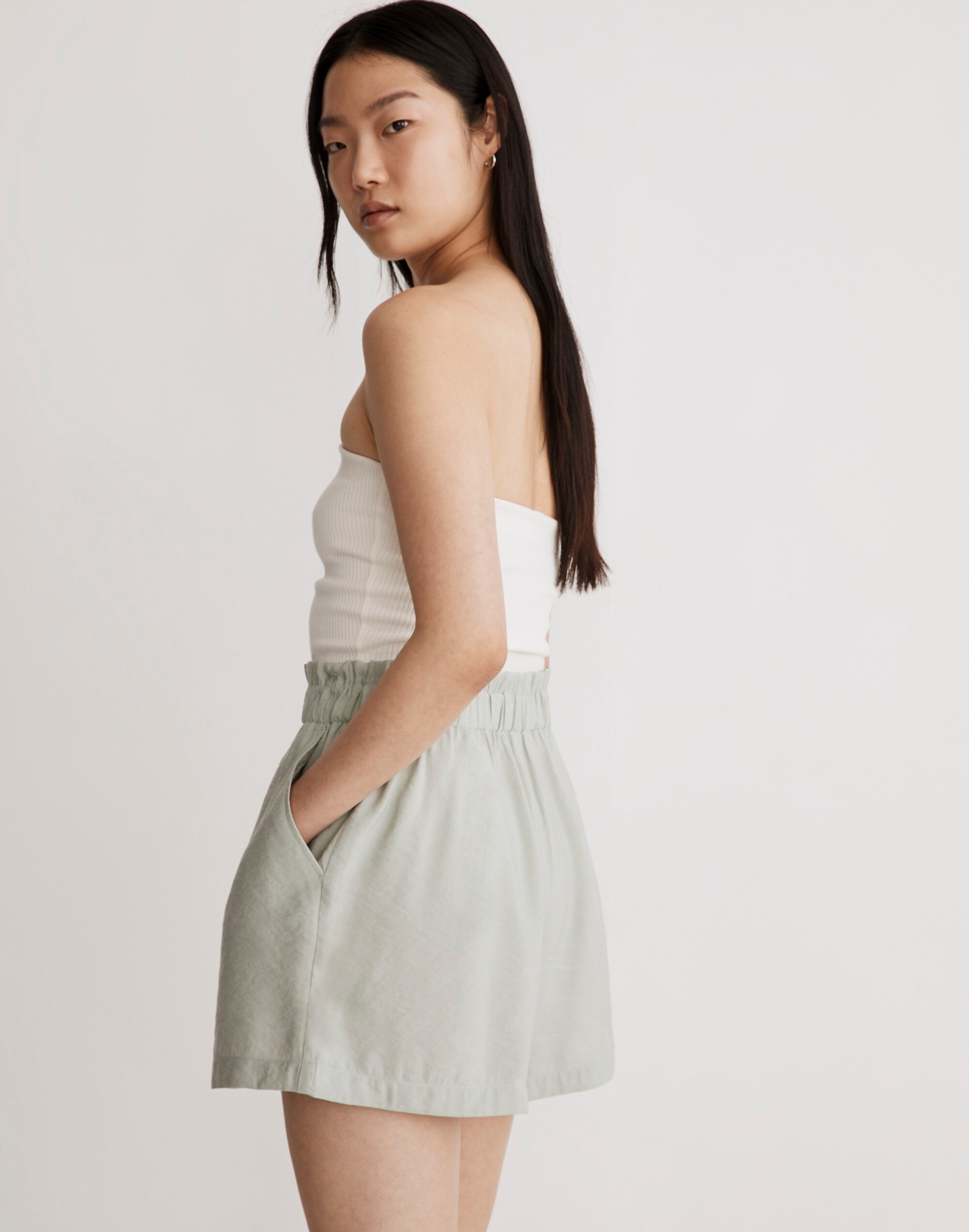 Seamed Pull-On Paperbag Shorts in Softdrape | Madewell