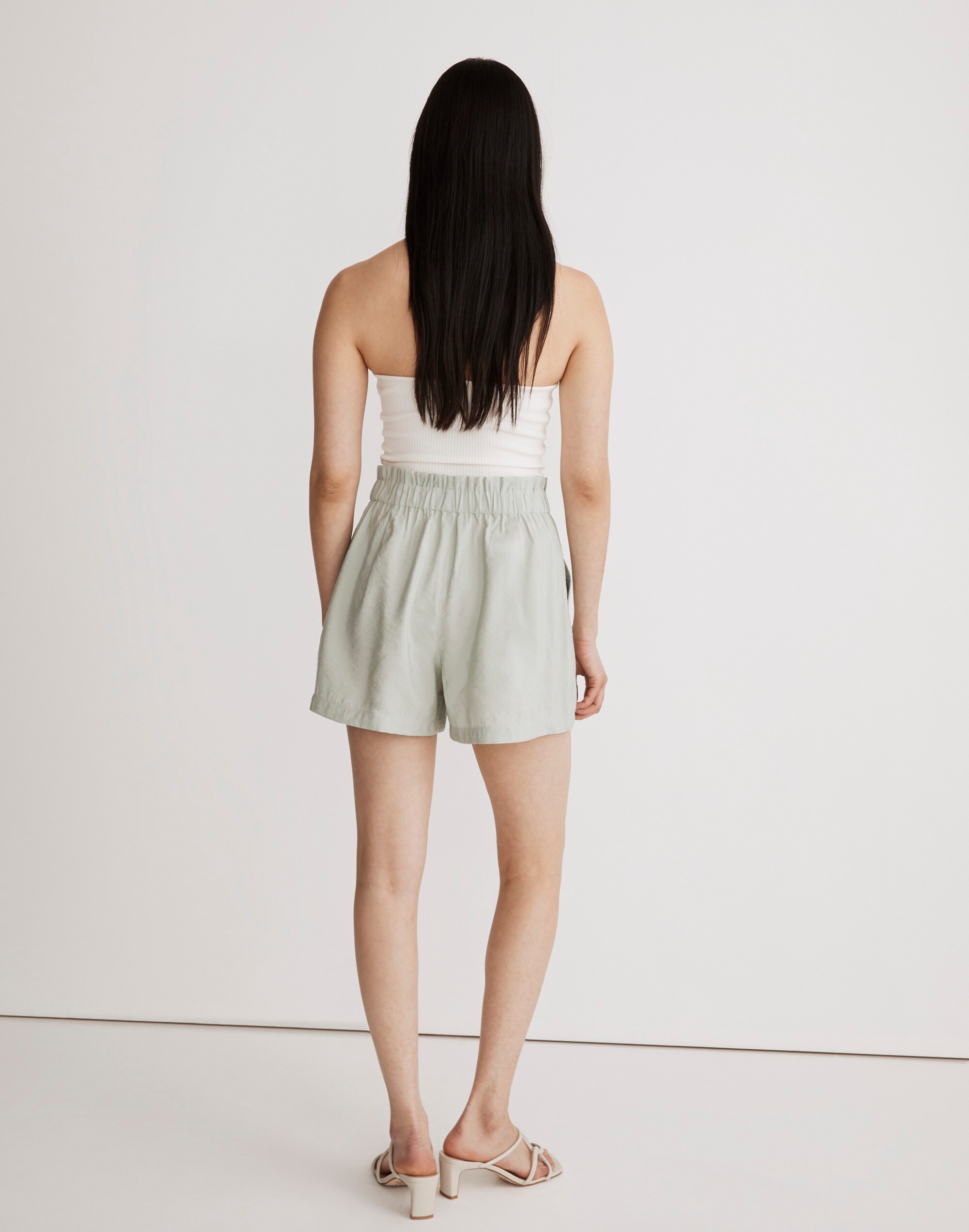 Seamed Pull-On Paperbag Shorts in Softdrape | Madewell