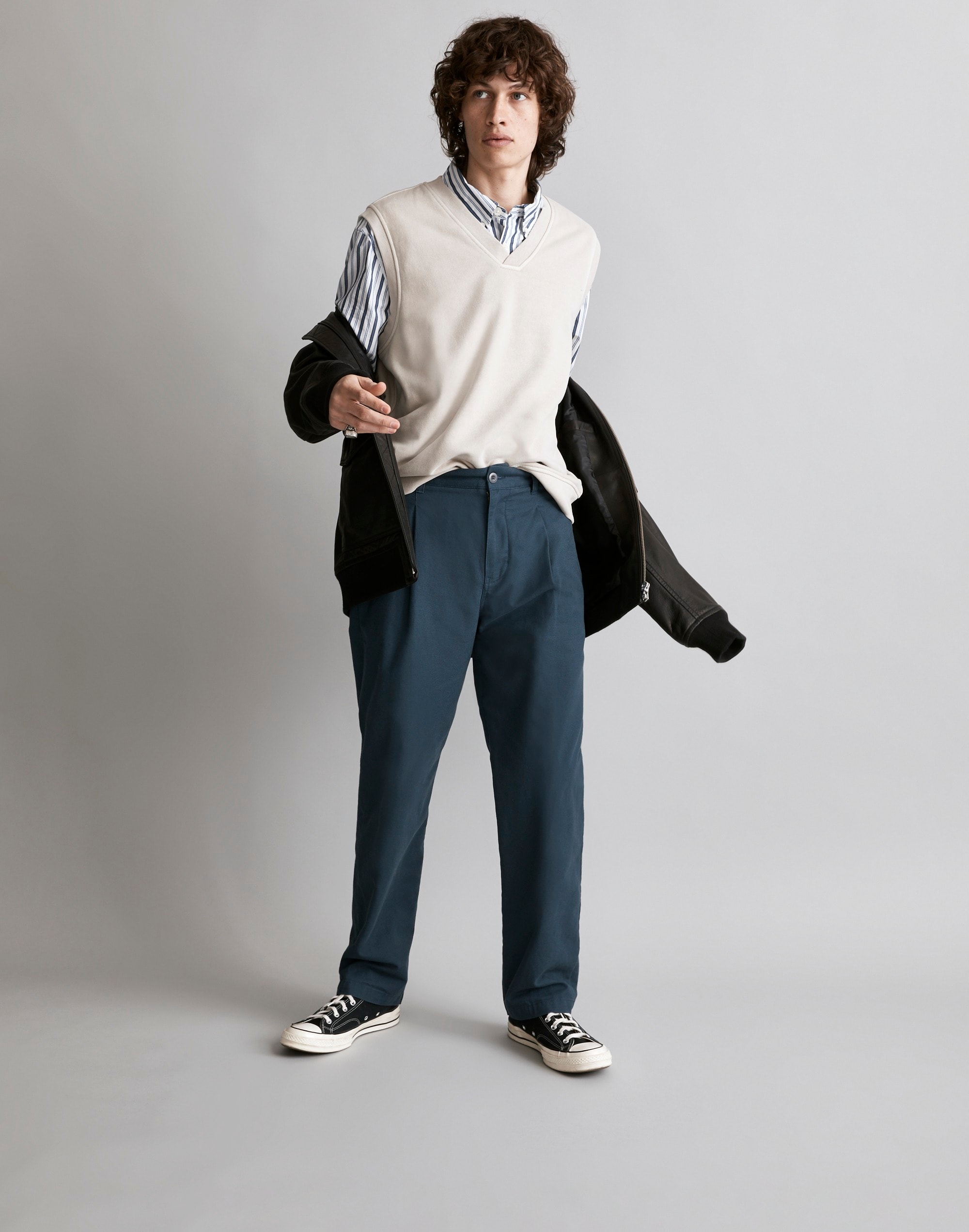Mw Pleated Cotton-linen Chino Pants In Deep Shadow
