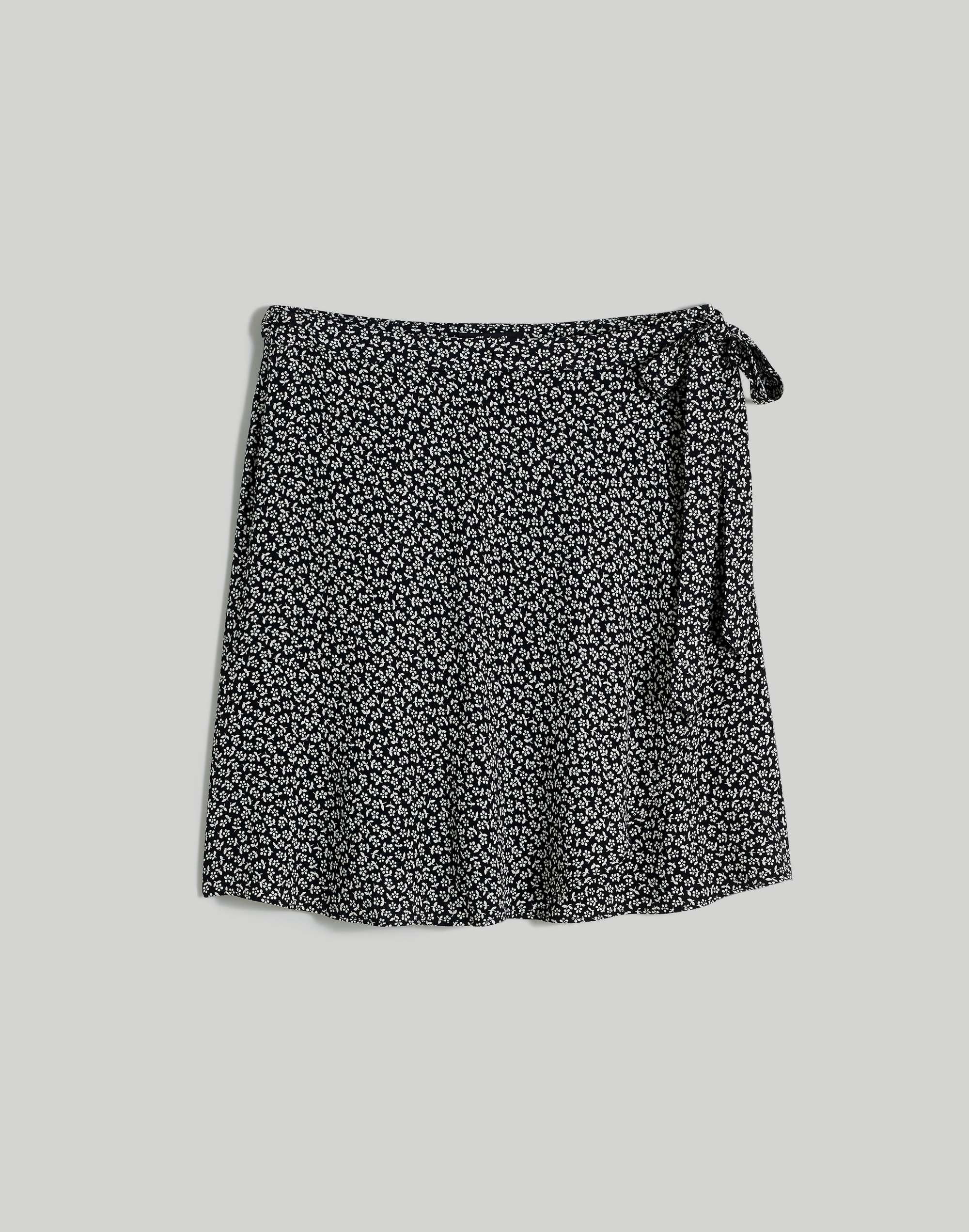 Madewell Wrap Mini Skirt in Micro Daisy Madewell Bethesda Row