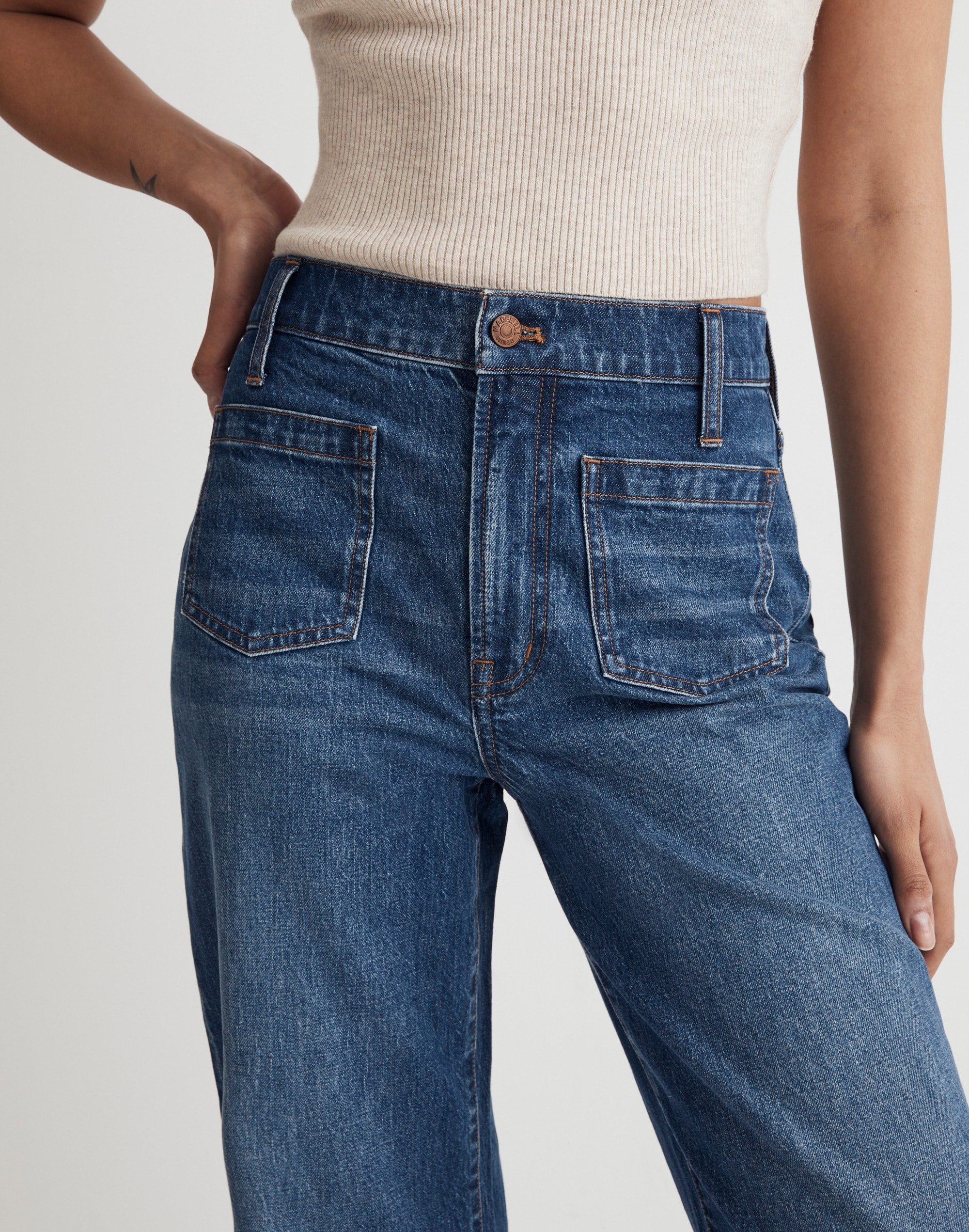 The Petite Perfect Vintage Wide-Leg Jean in Caronia Wash: Patch Pocket Edition