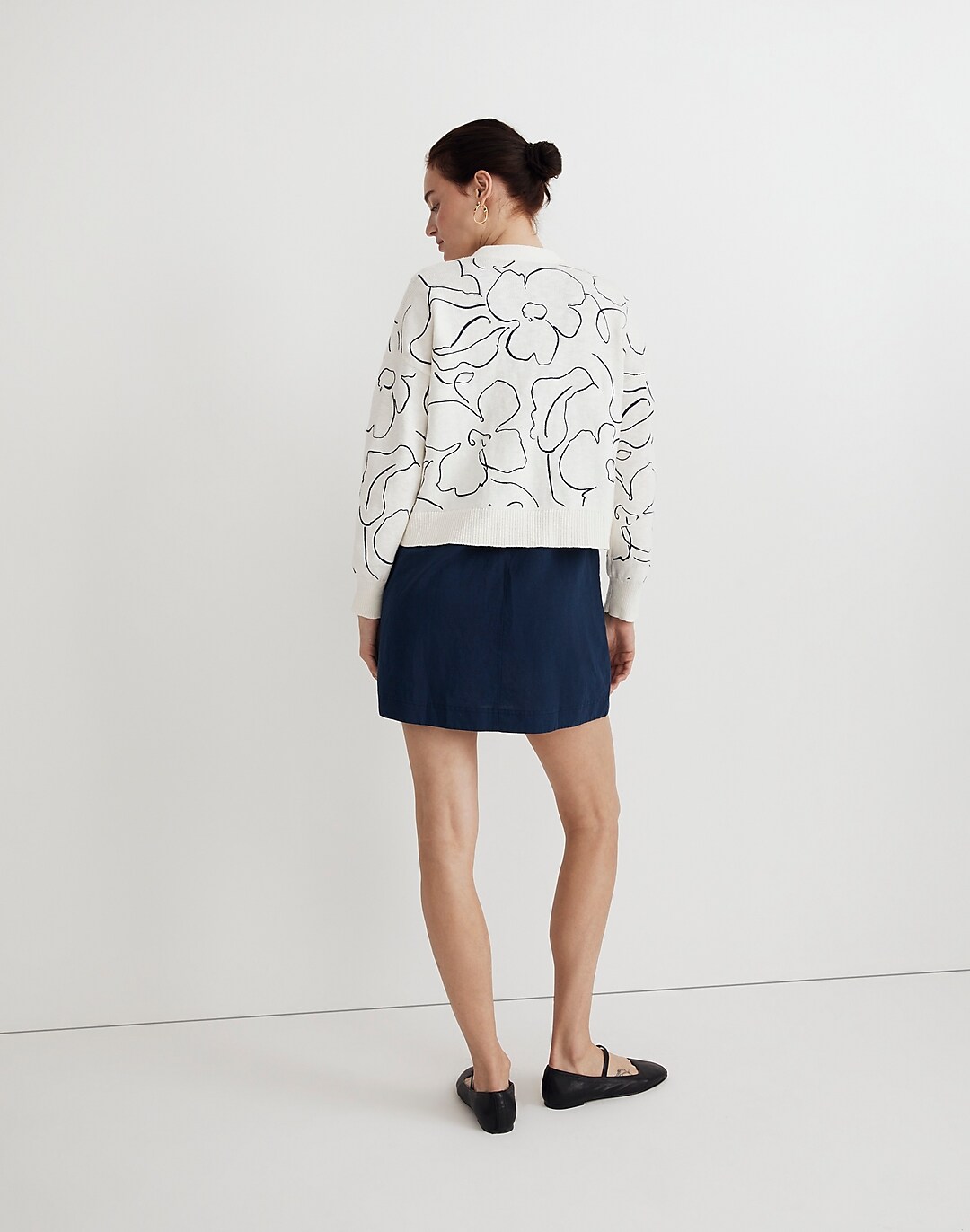 Monogram ladies sweater – Flax Blossom