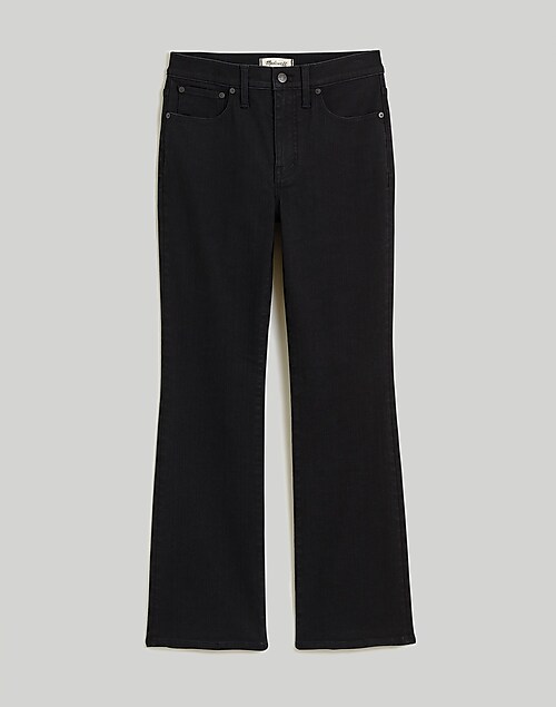 Kick Out Crop Jeans in Black Rinse Wash