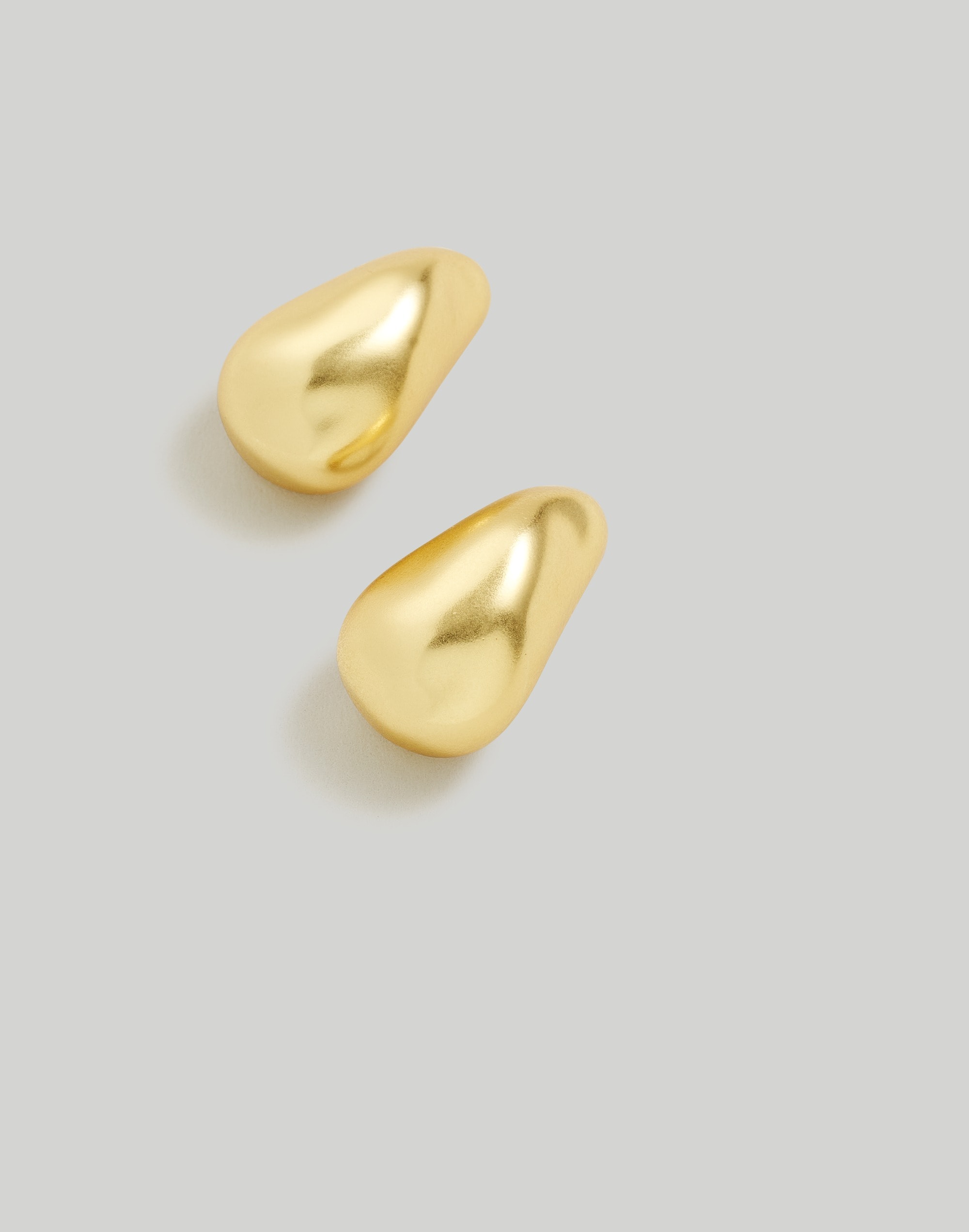 Mw Sculptural Droplet Statement Earrings In Vintage Gold