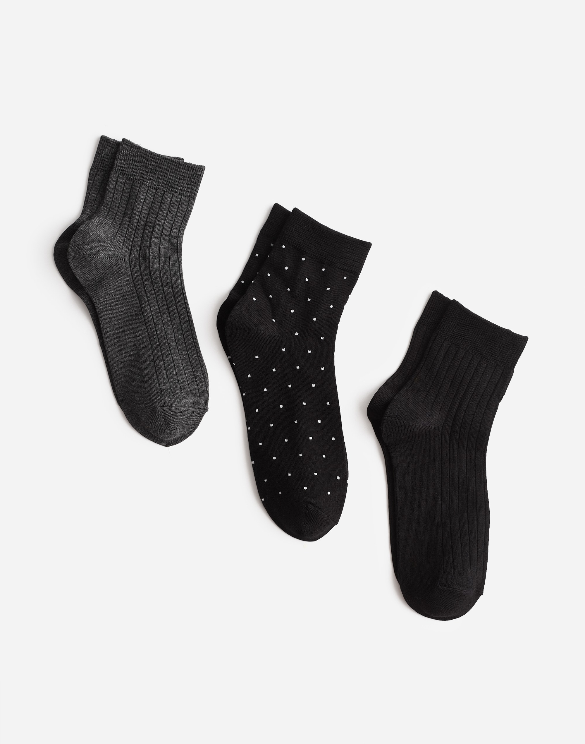 Mw Three-pack Slinky Ankle Socks In True Black