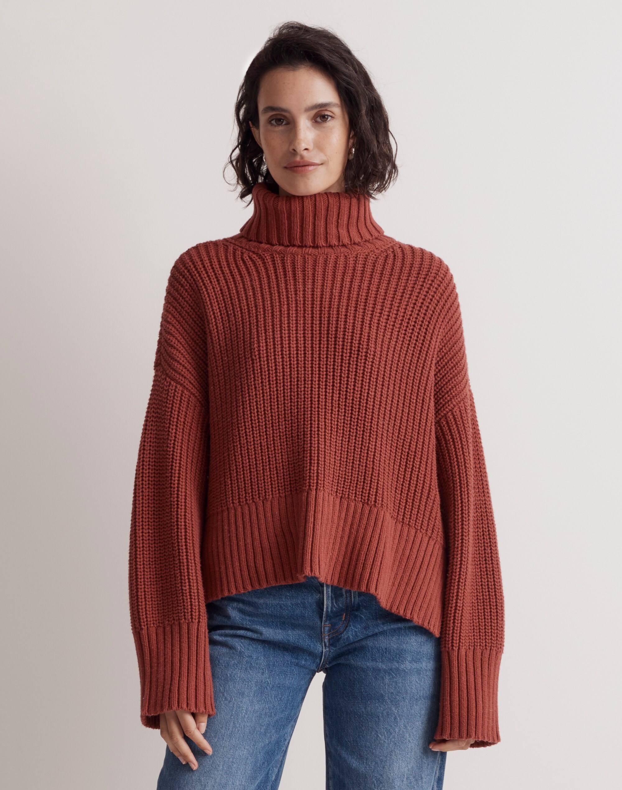 Mw Wide Rib Turtleneck Sweater In Antique Rose