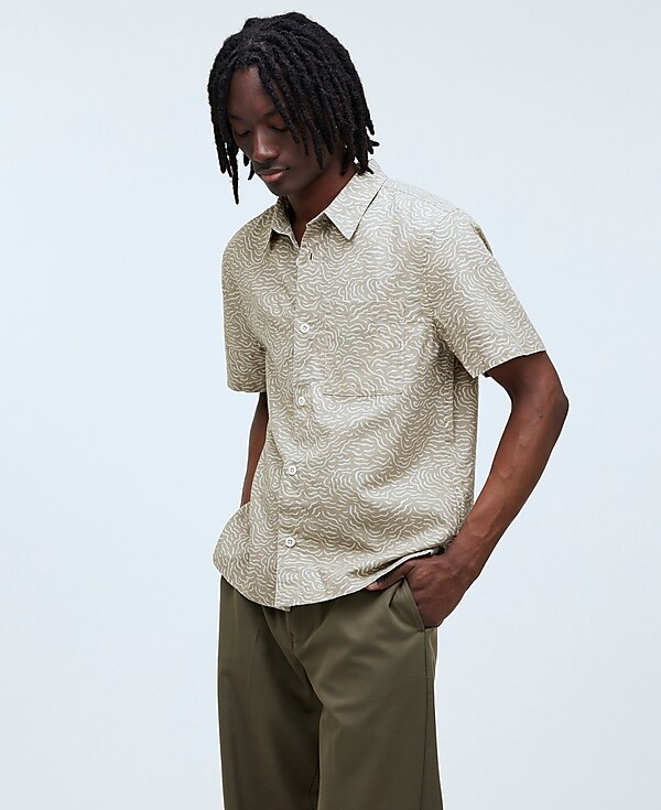 Easy Short-Sleeve Shirt in Hemp-Cotton Blend