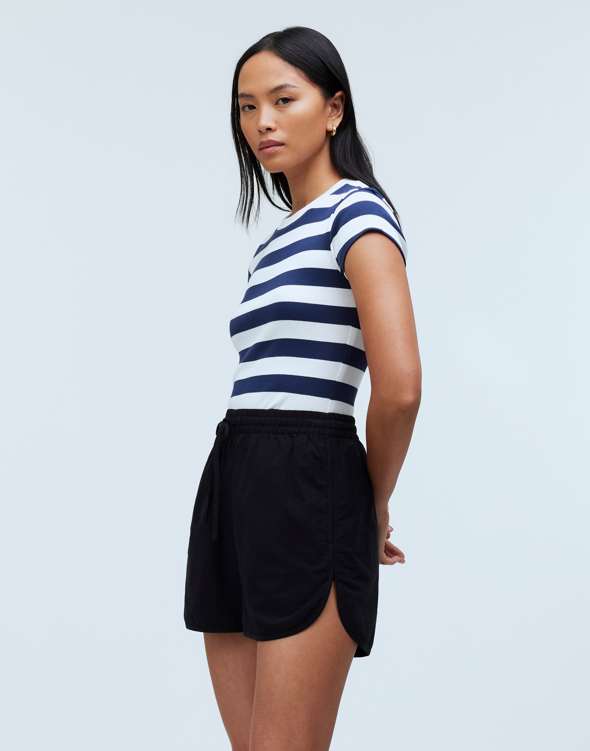 Crinkle Cotton Dolphin-Hem Shorts | Madewell