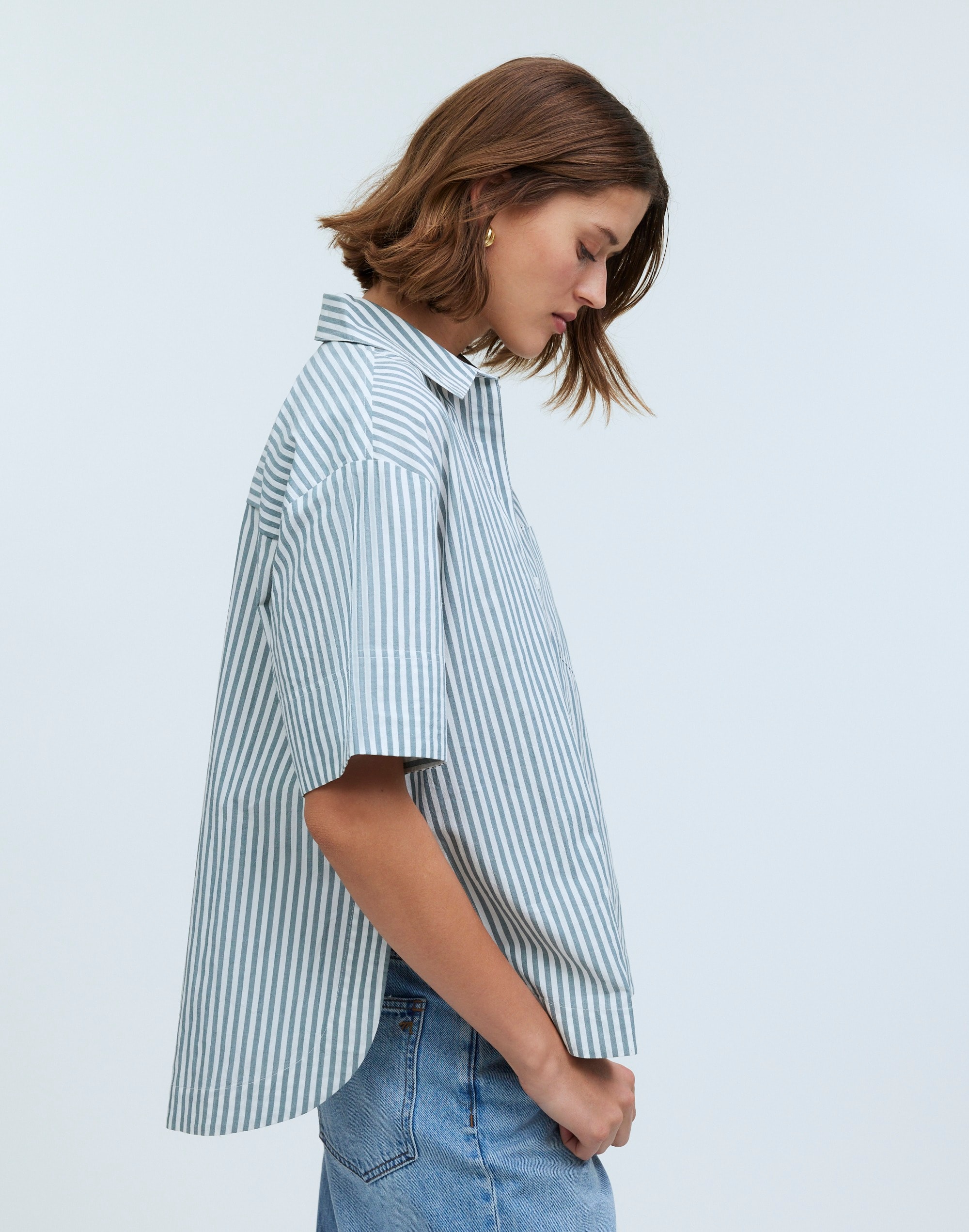 Oversized Boxy Button-Up Shirt in Signature Poplin | Madewell