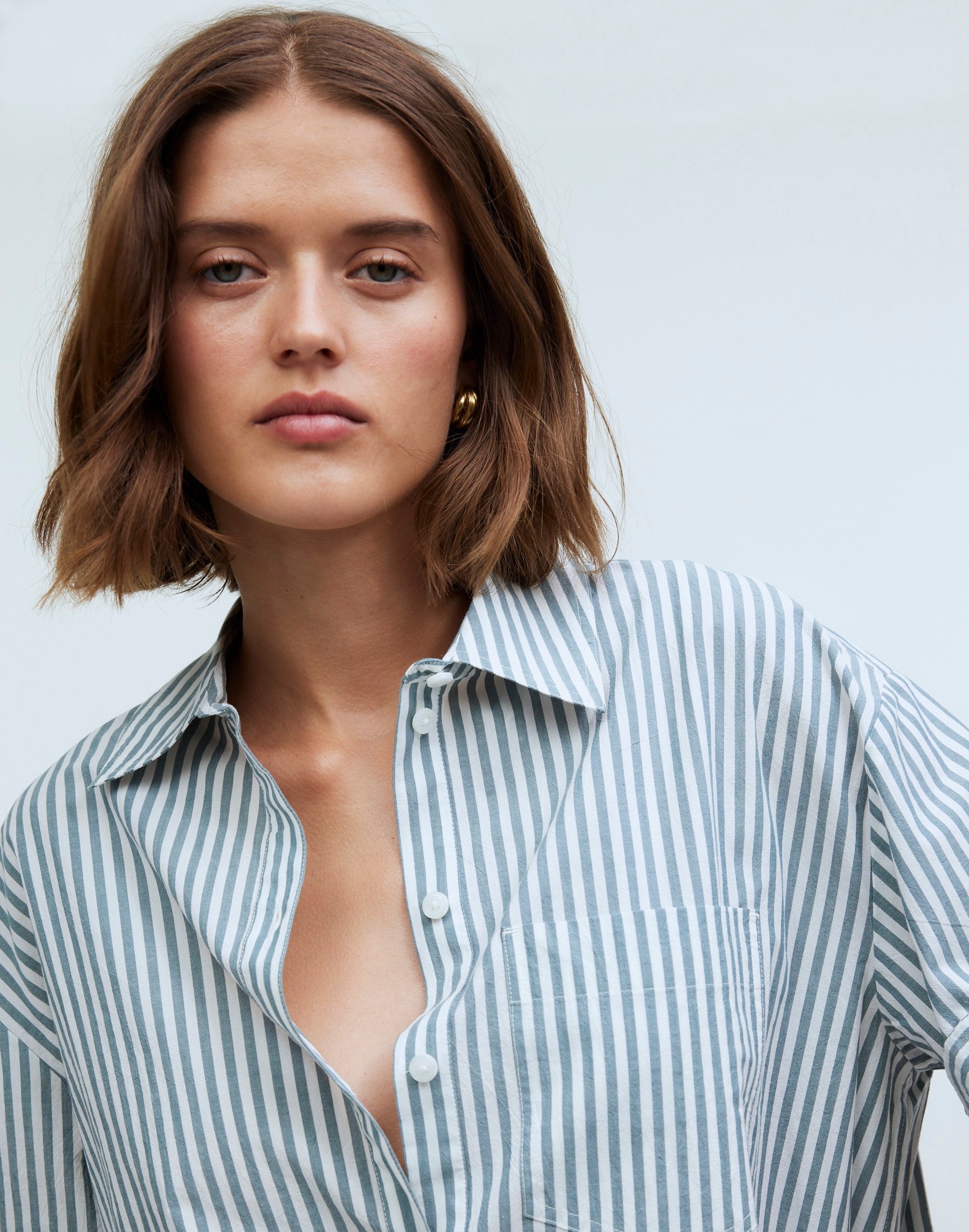 Oversized Boxy Button-Up Shirt in Signature Poplin | Madewell