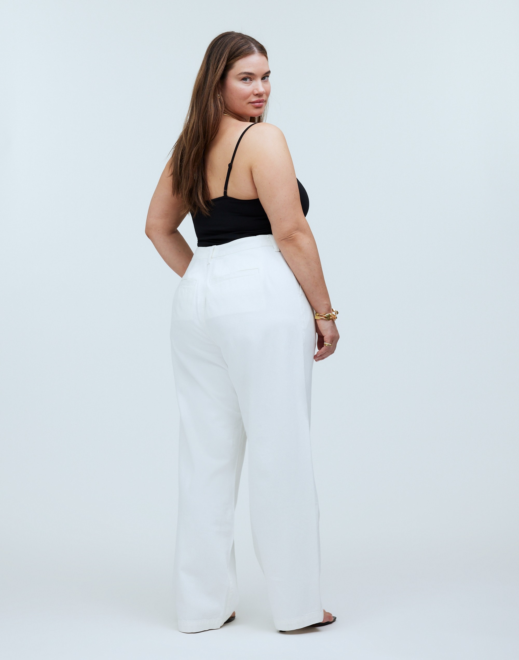 The Plus Harlow Wide-Leg Jean Tile White: Airy Denim Edition
