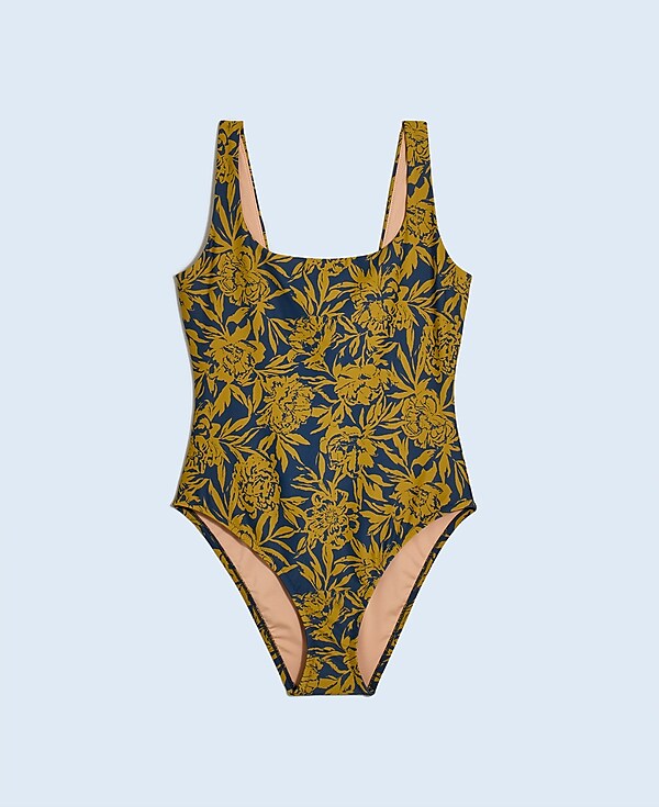 Plus Scoop-Neck One-Piece Swimsuit in Floral