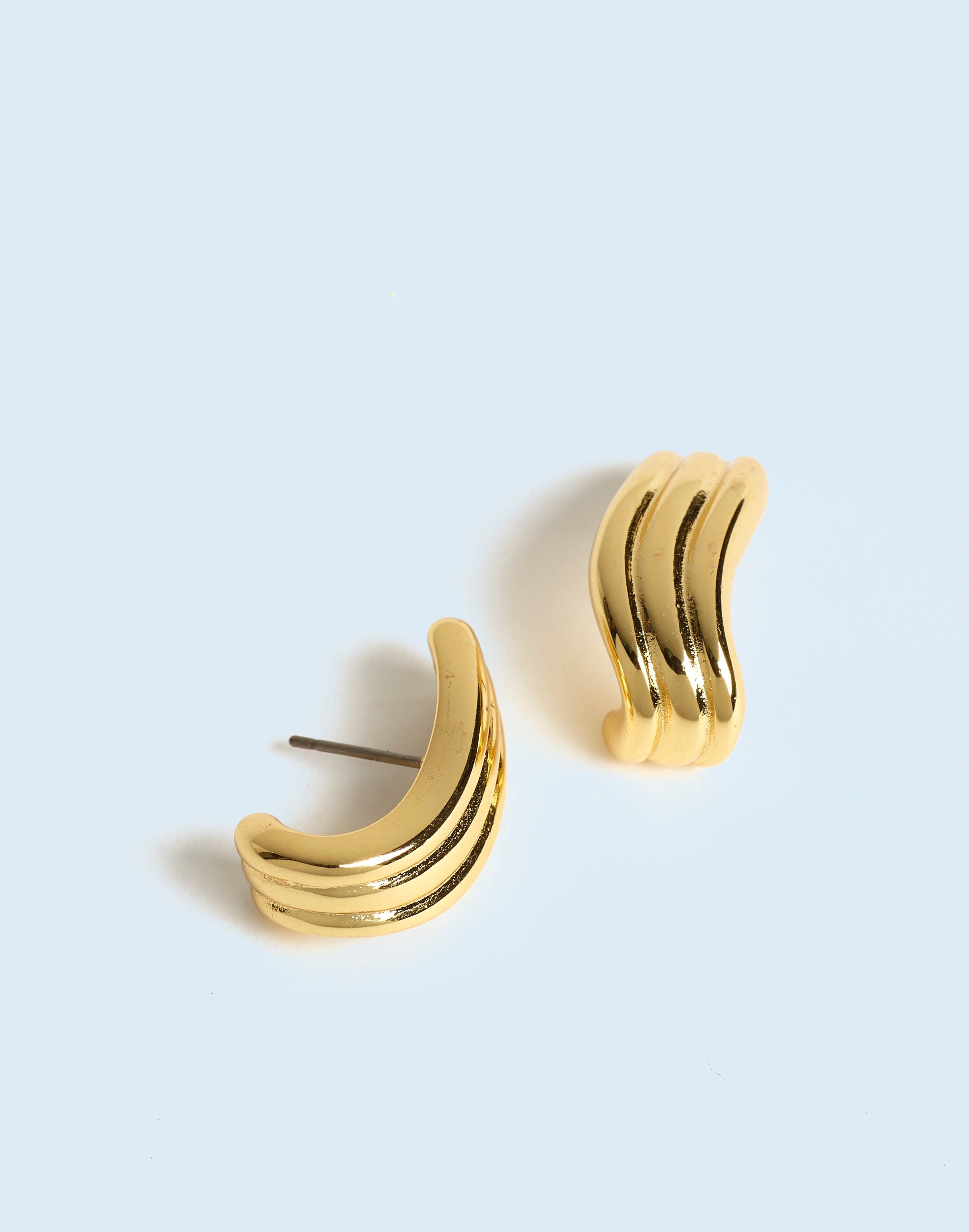 Ribbed Wavy Statement Earrings