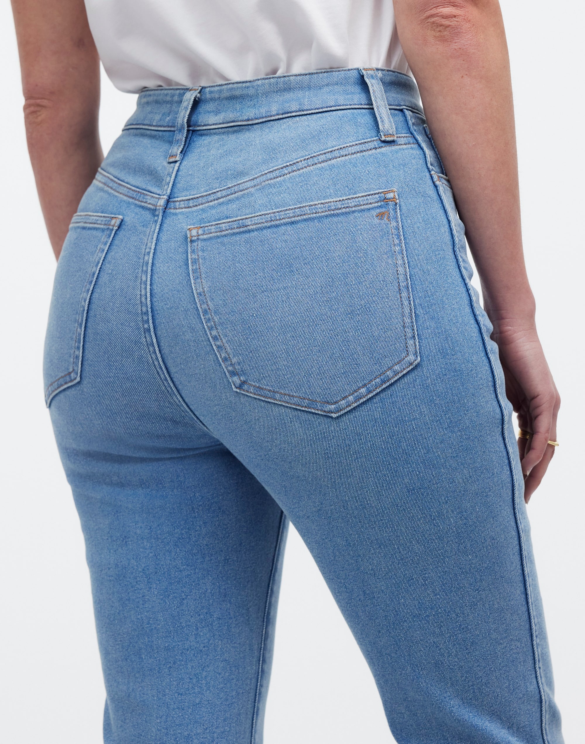 Curvy High-Rise Stovepipe Jeans Carey Wash