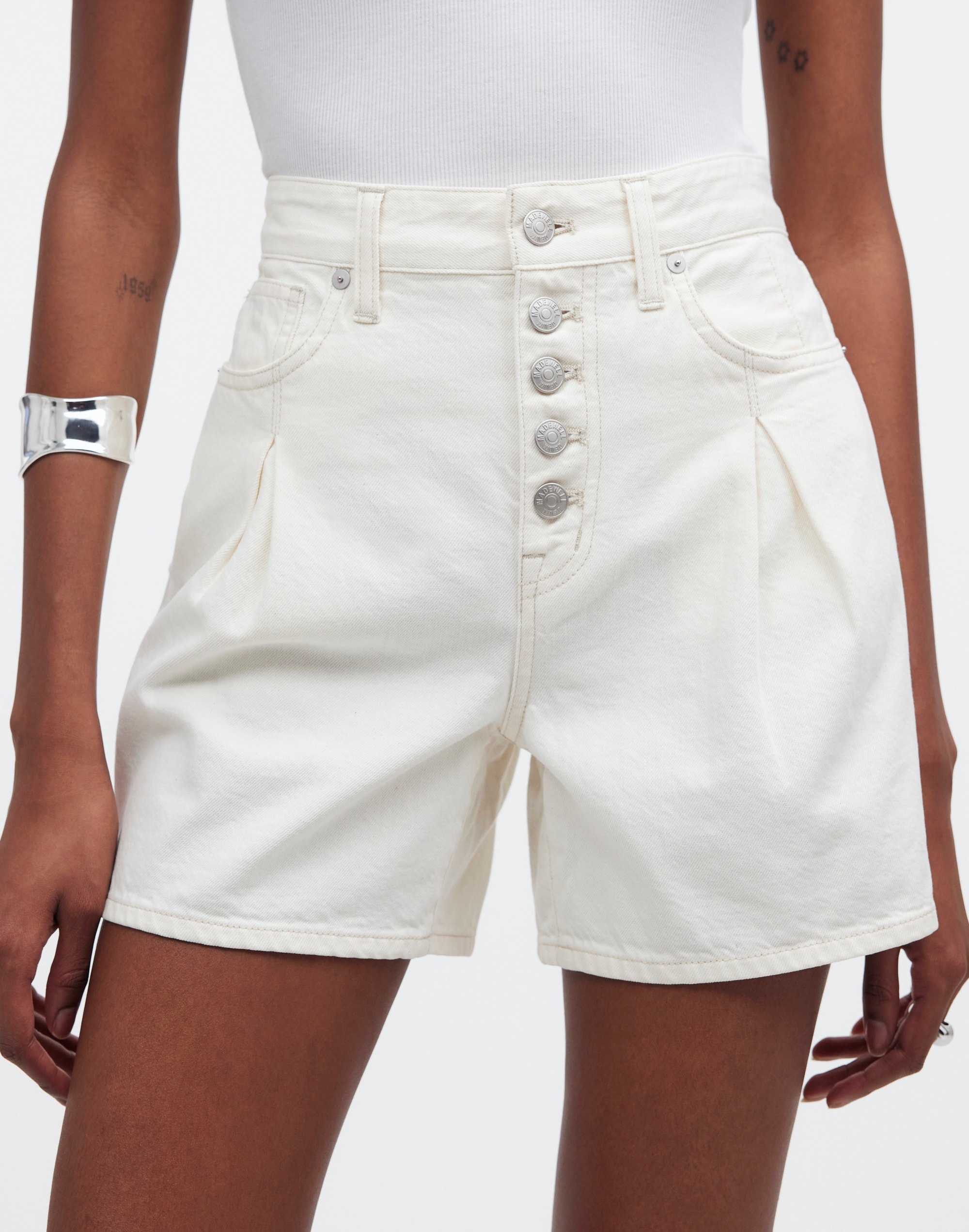 The '90s Mid-Length Jean Short Vintage Canvas: Button Front Edition | Madewell