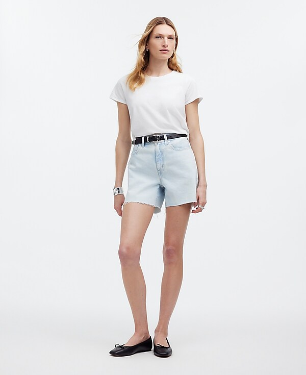 The '90s Mid-Length Jean Short in Pearlman Wash