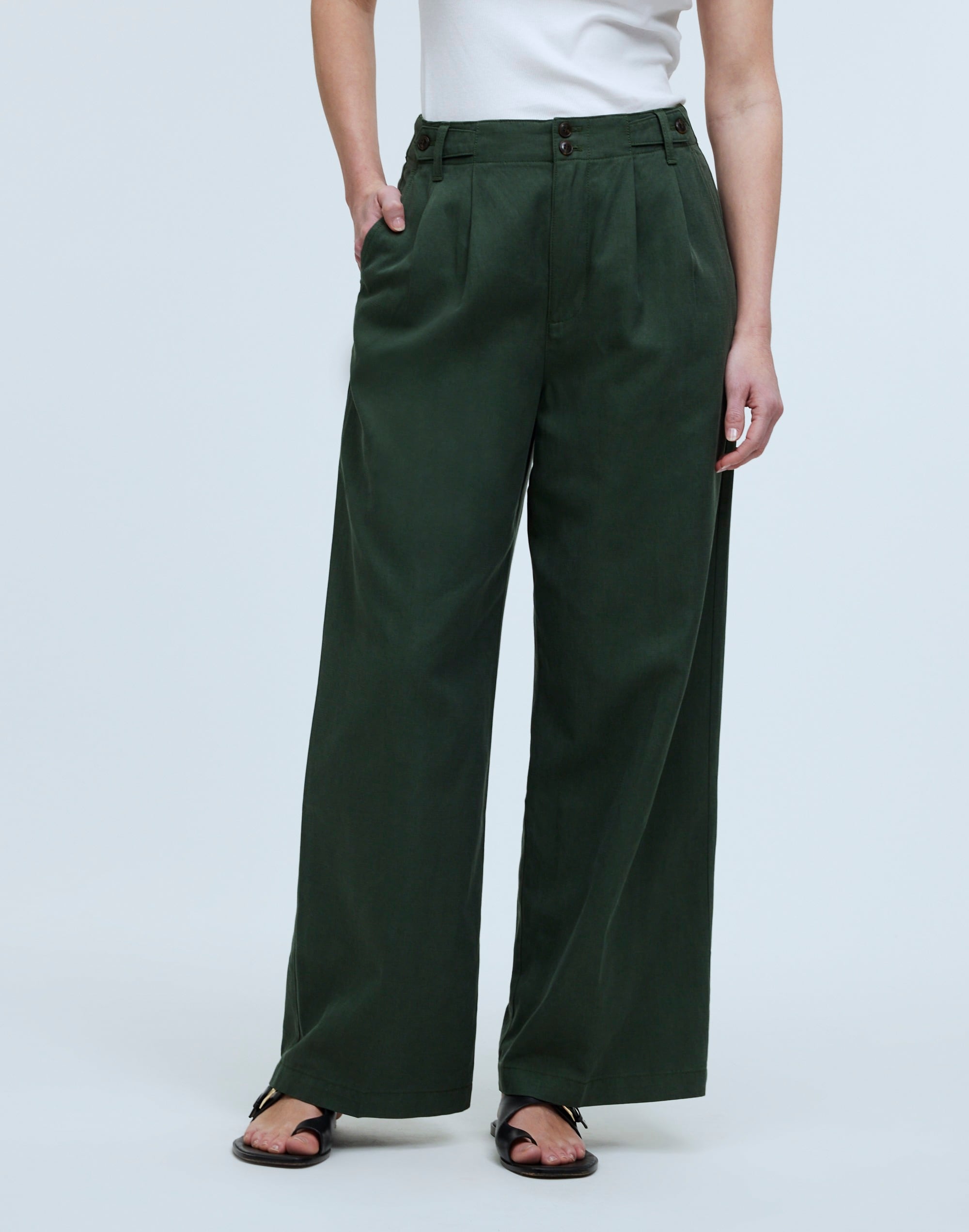 The Petite Curvy Harlow Wide-Leg Pant