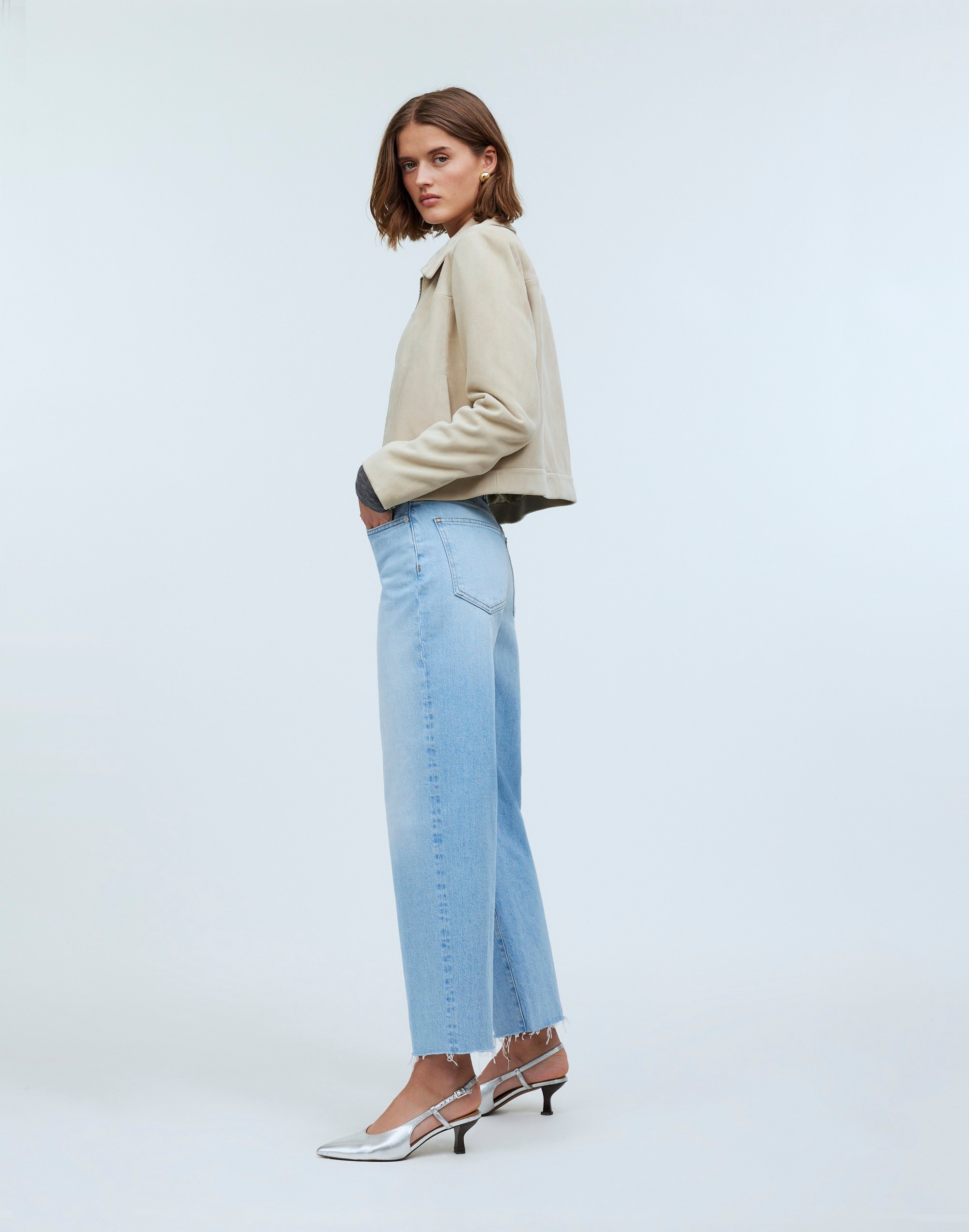 The Perfect Vintage Mid-Rise Wide-Leg Jean in Kenmore Wash: Raw-Hem Edition