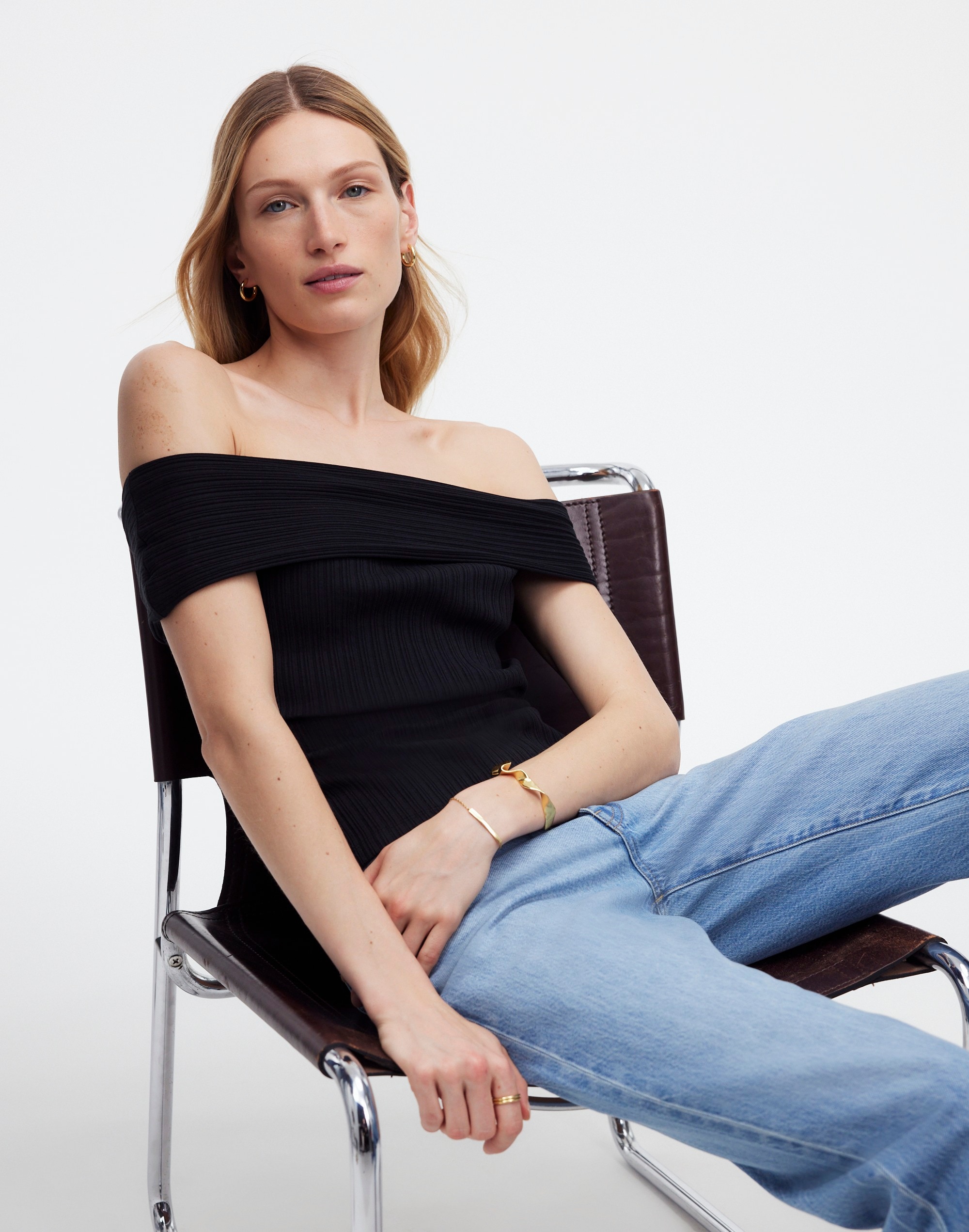 Mw Ribbed Off-the-shoulder Top In True Black