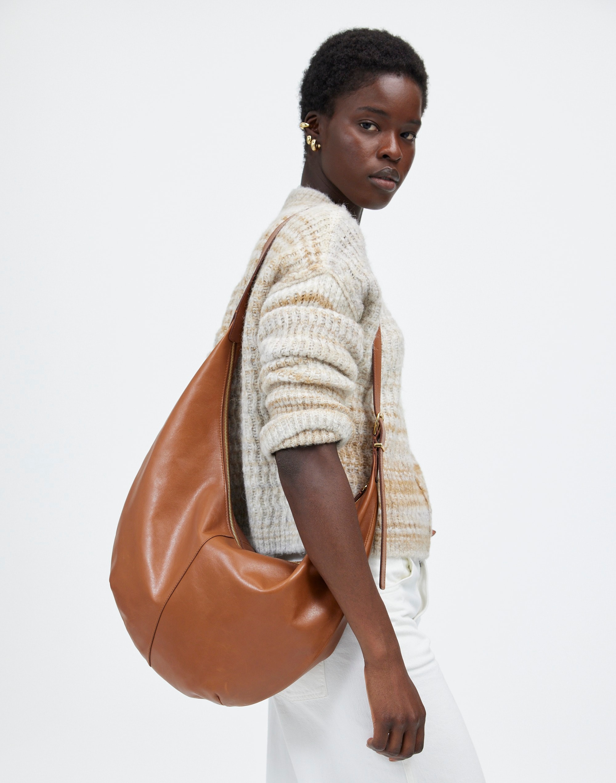 The Essential Curve Shoulder Bag | Madewell