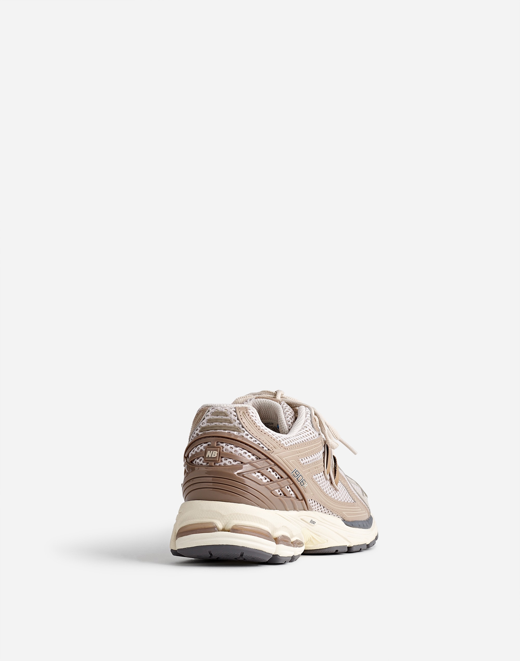 New Balance® 1906R Sneakers | Madewell