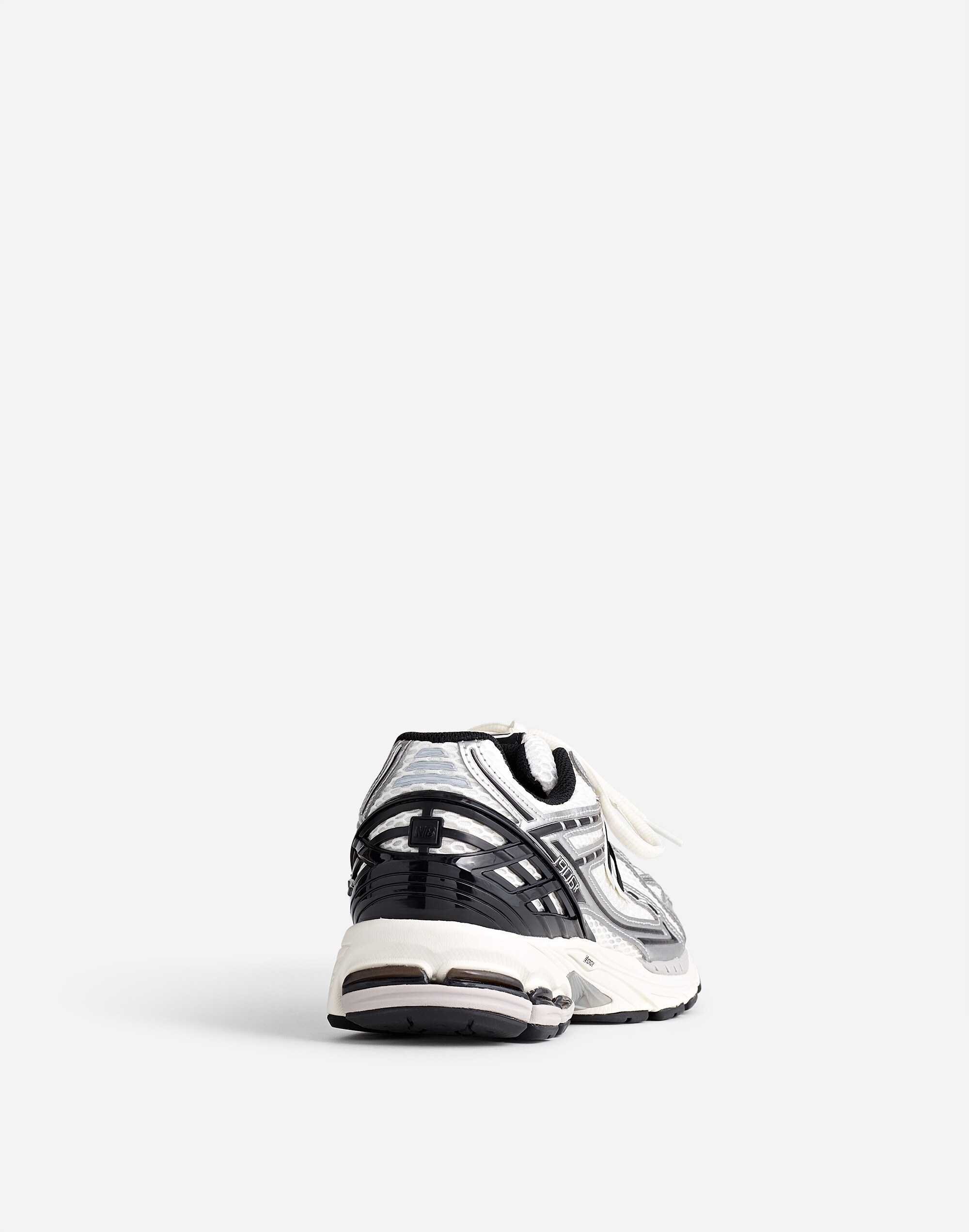 New Balance® 1906R Sneakers | Madewell