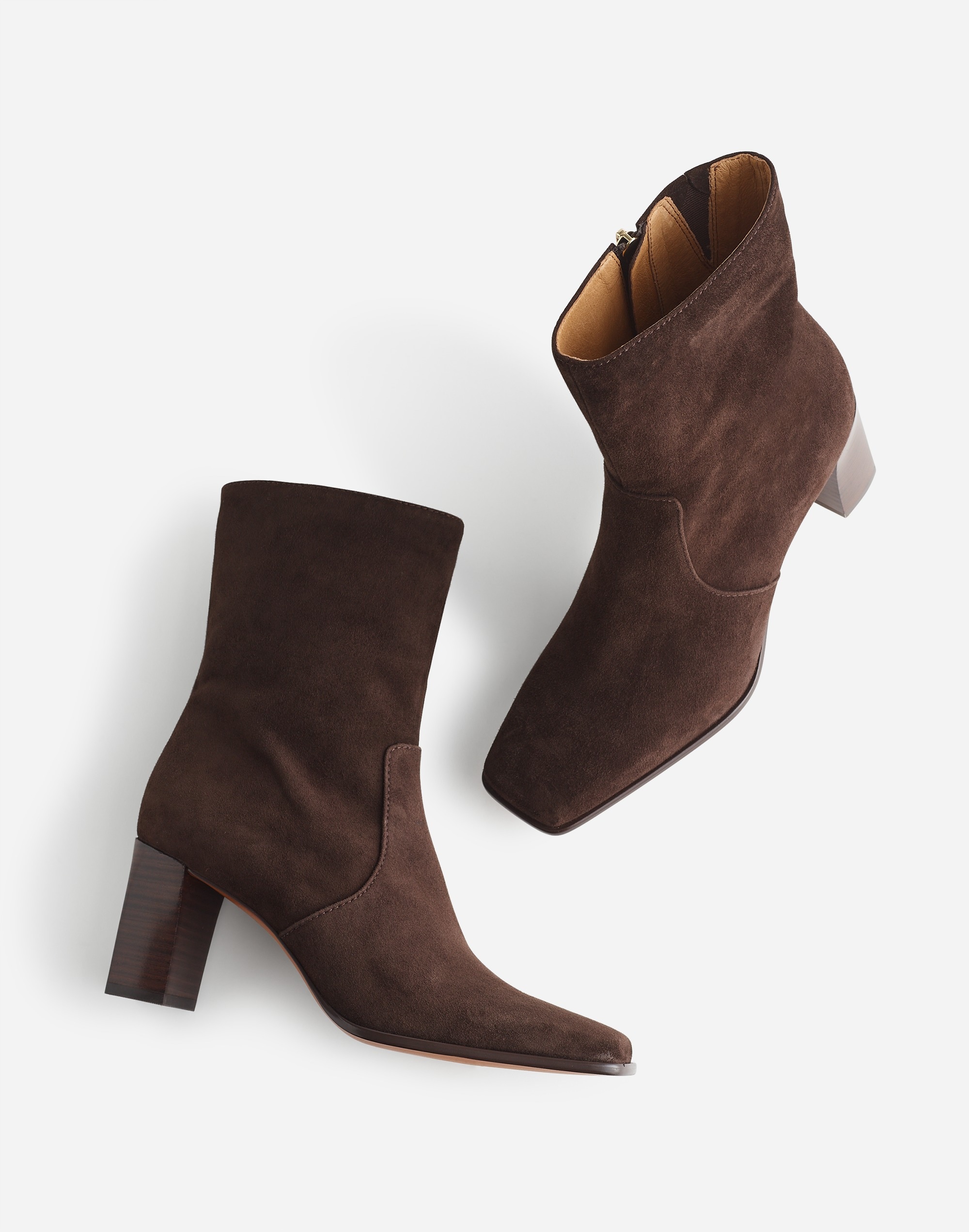 Mw The Zane Ankle Boot In Dark Carob