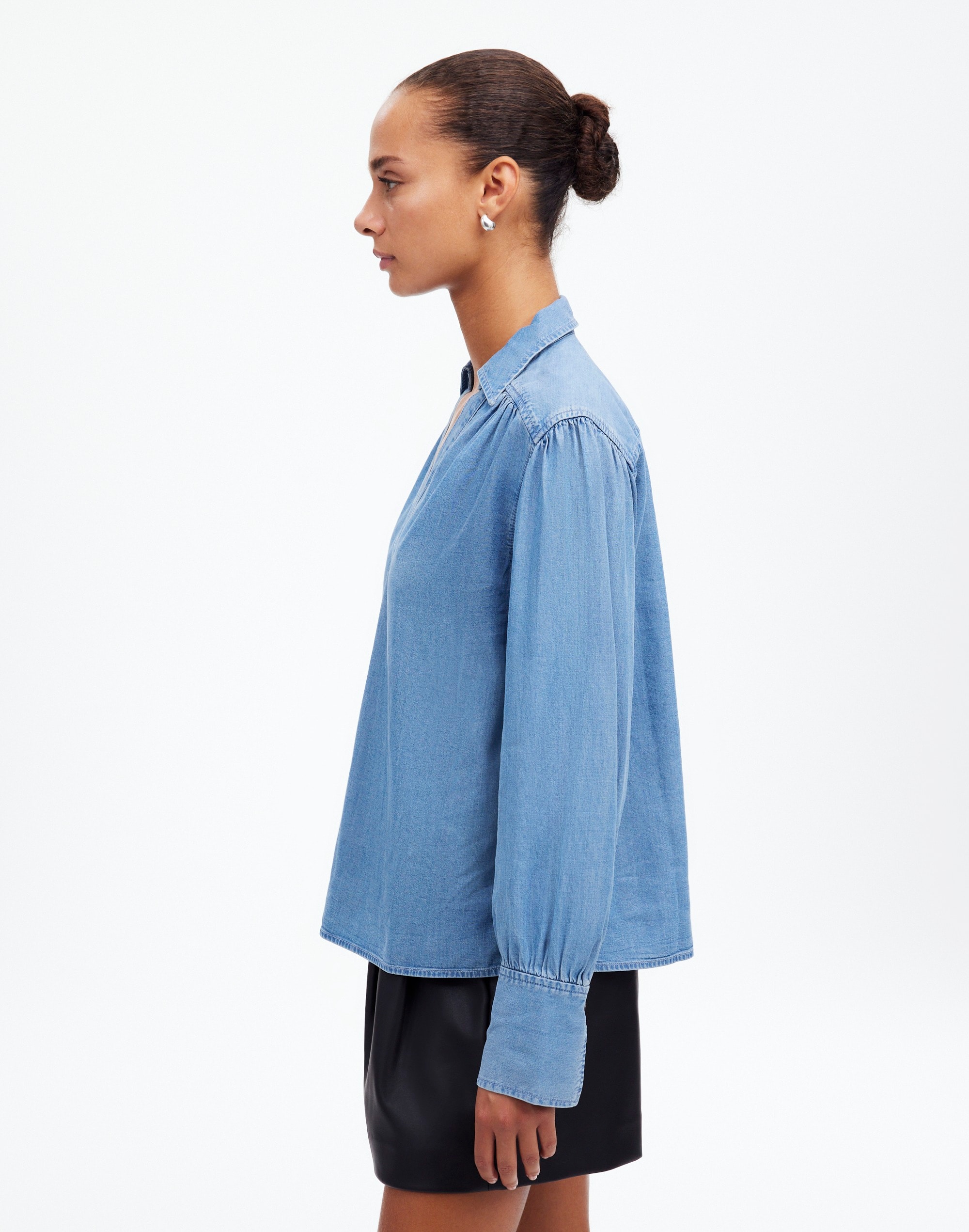 Chambray Easy Y-Neck Button-Up Shirt Ritch Wash | Madewell