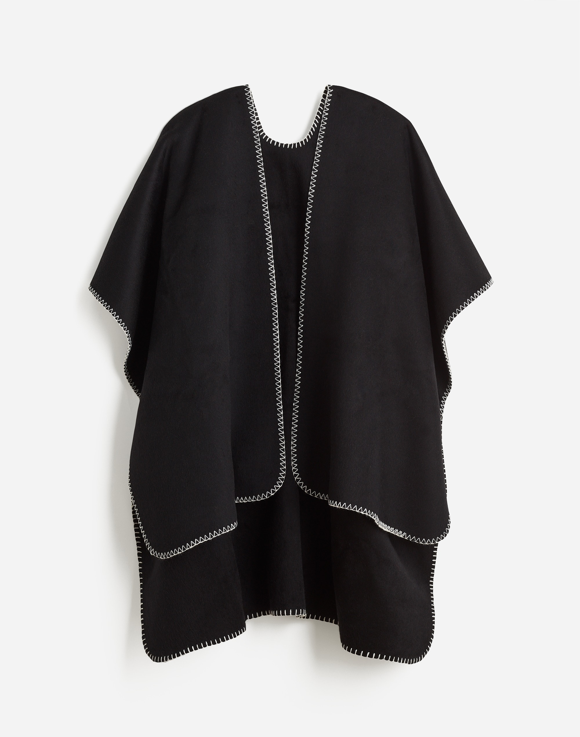 Mw Travel Poncho In Black