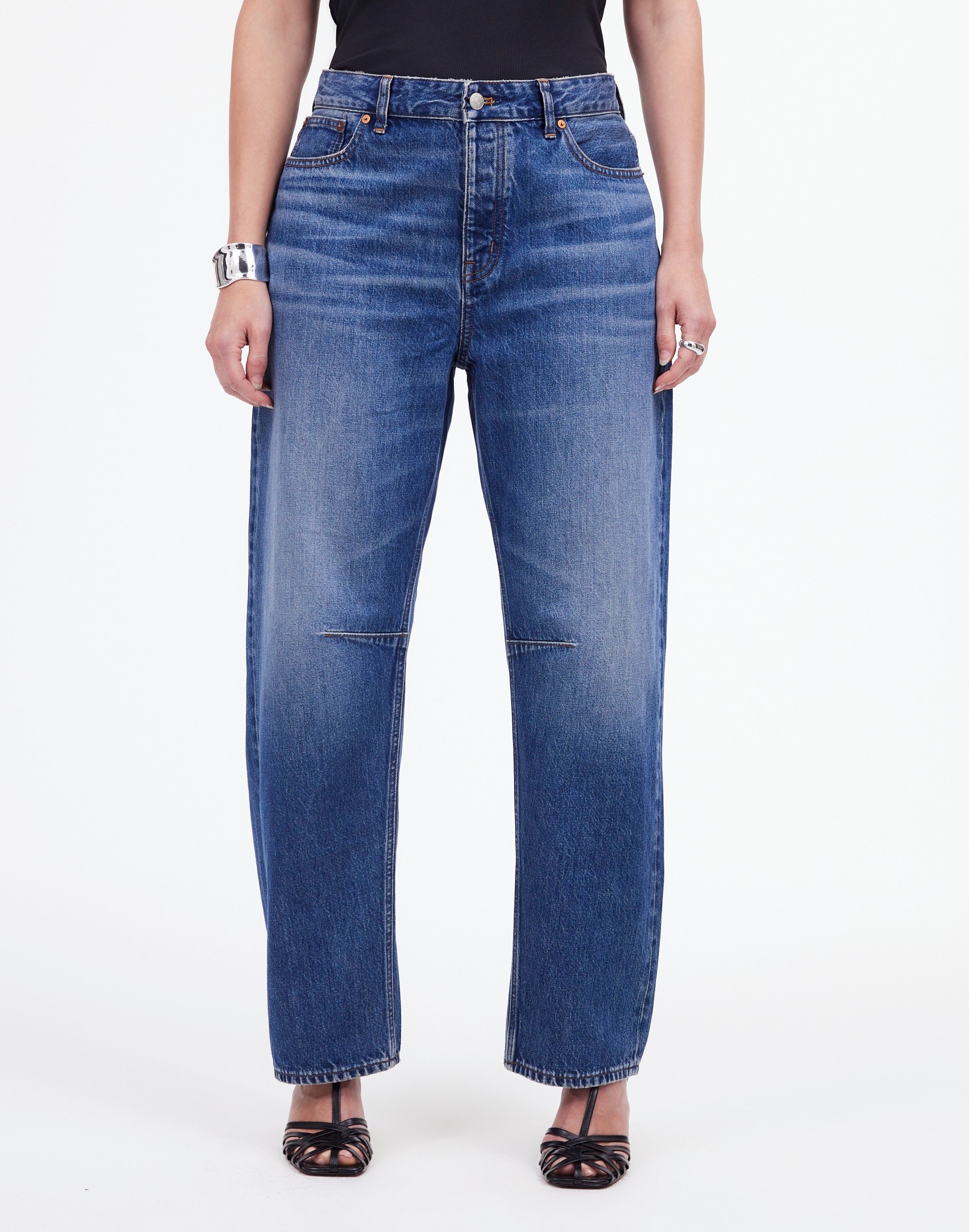 The Curvy Darted Barrel-Leg Jean Irmo Wash | Madewell