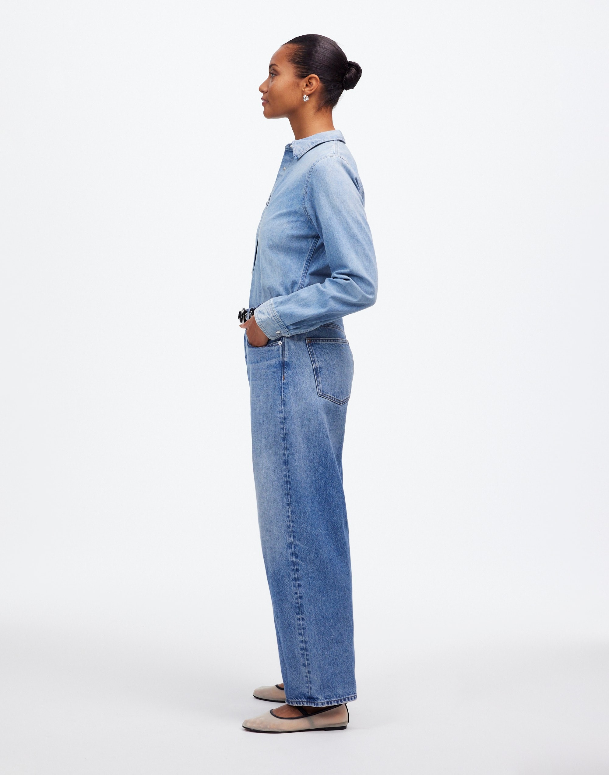 The Curvy Darted Barrel-Leg Jean Dobbins Wash | Madewell